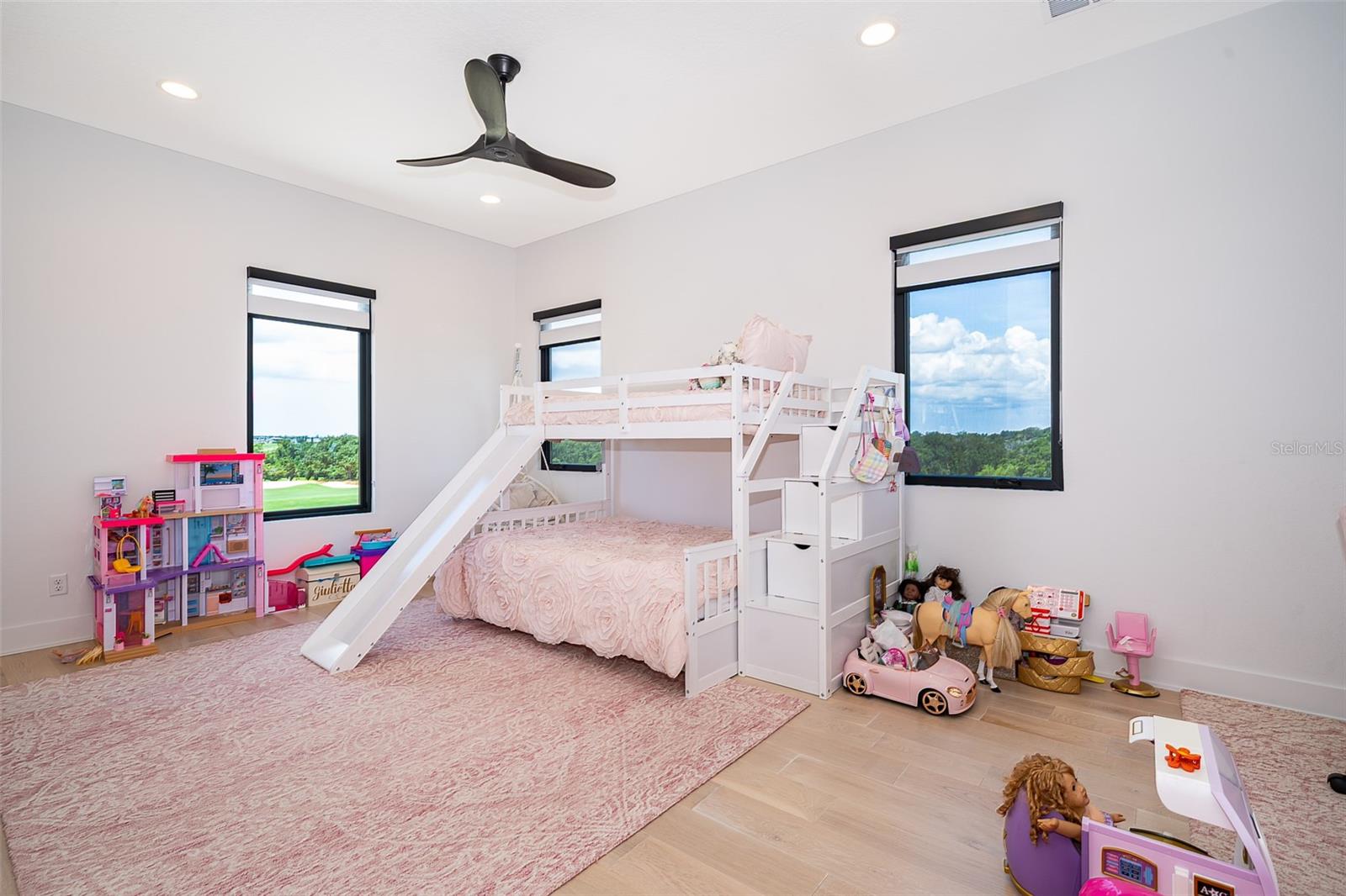 BELLA COLLINA WEST SUB - Residential