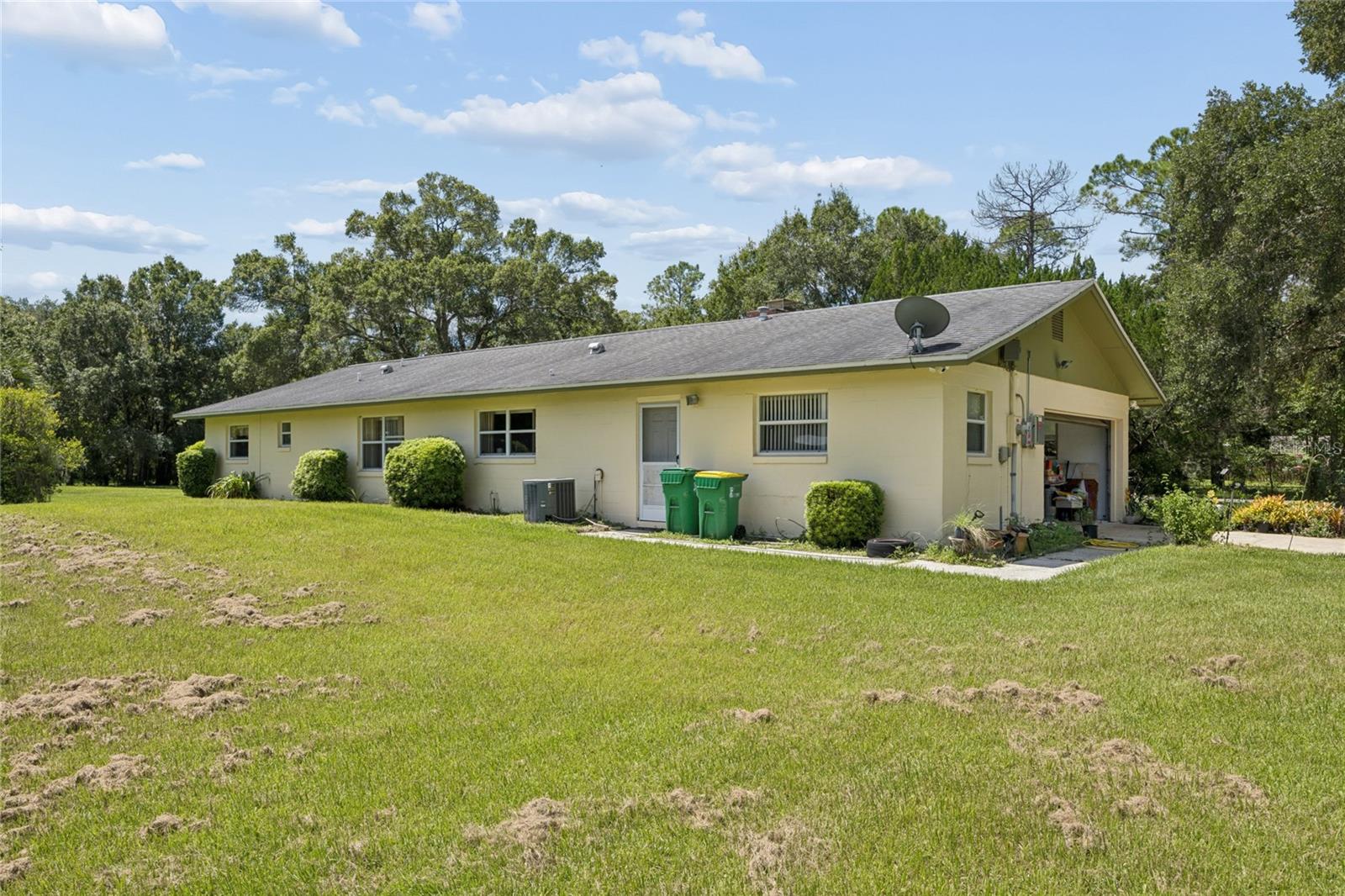 4285 SHAMROCK DRIVE