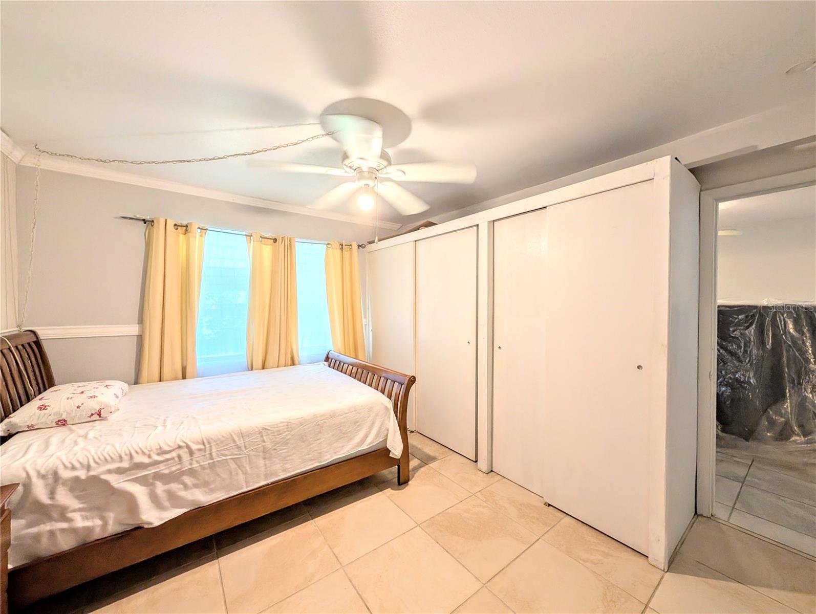 BAYSHORE GARDENS APTS 5 - Residential Lease