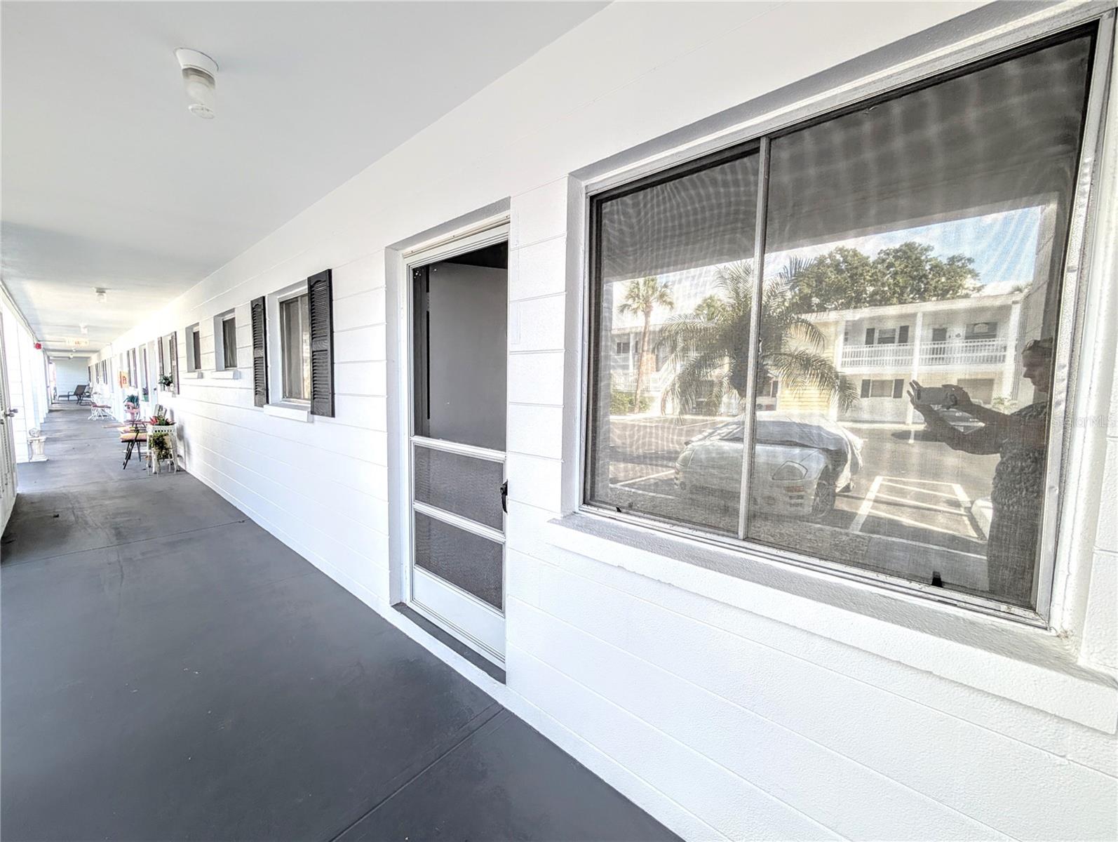 BAYSHORE GARDENS APTS 5 - Residential Lease