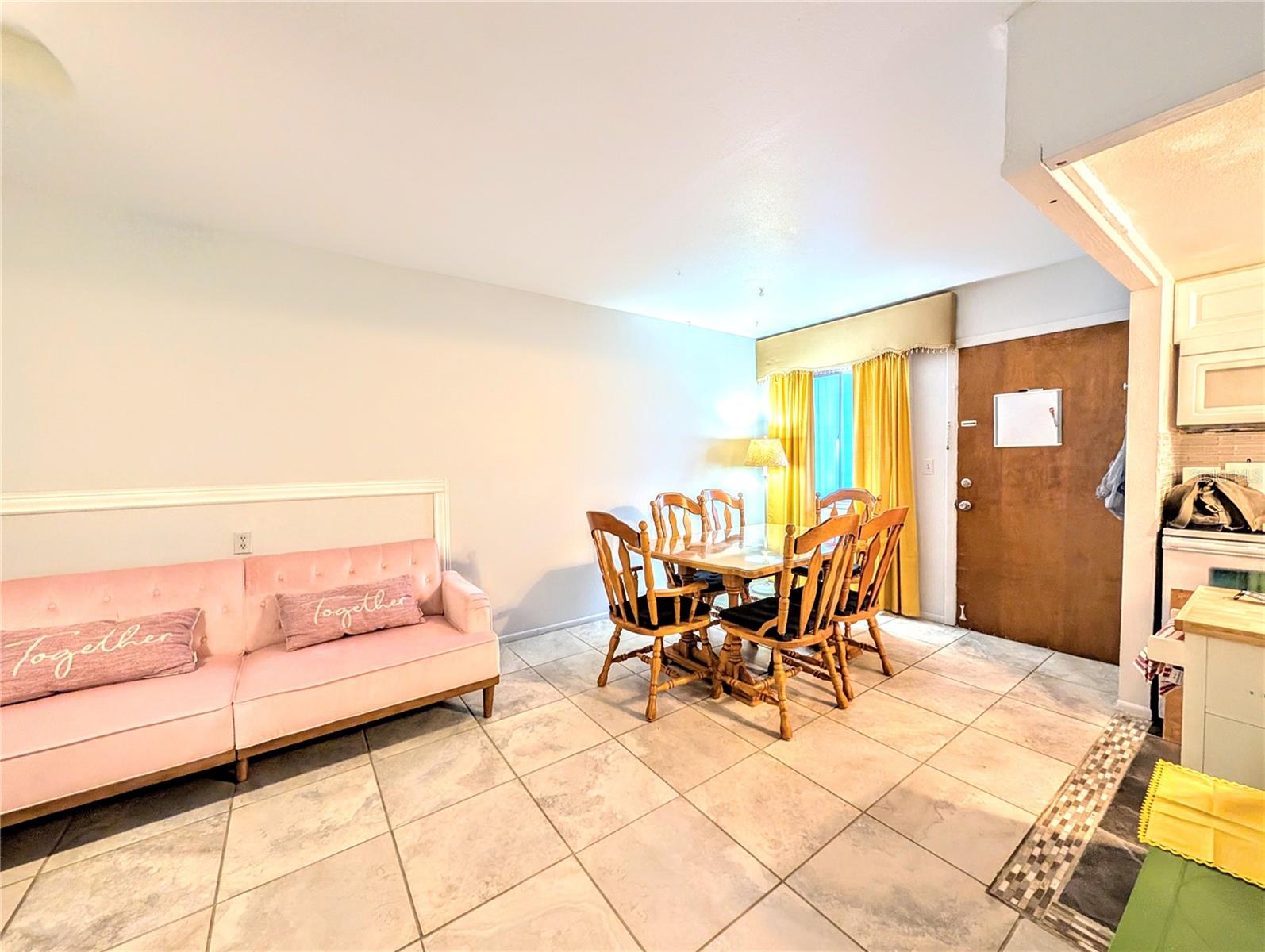 BAYSHORE GARDENS APTS 5 - Residential Lease