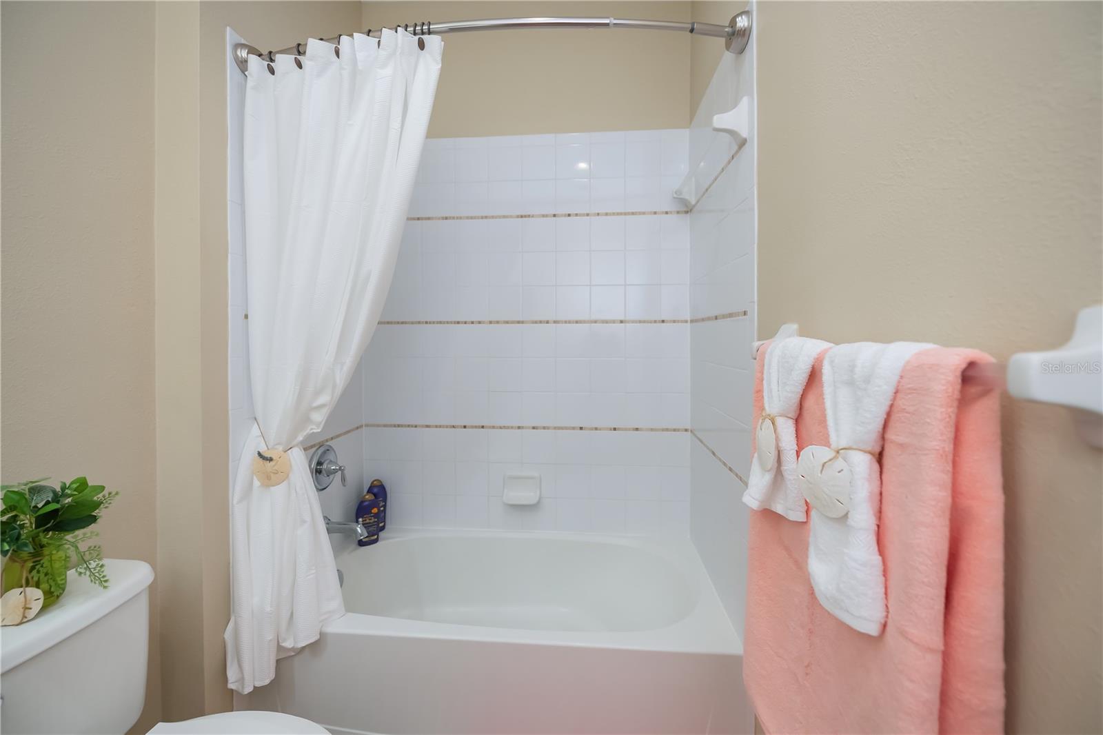 BOCA ROYALE PH 1 - Residential