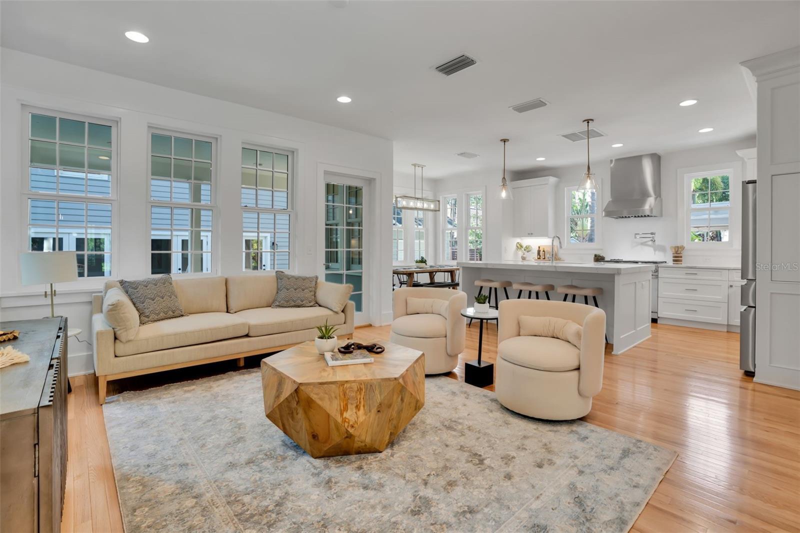 LINGERLONG - Residential