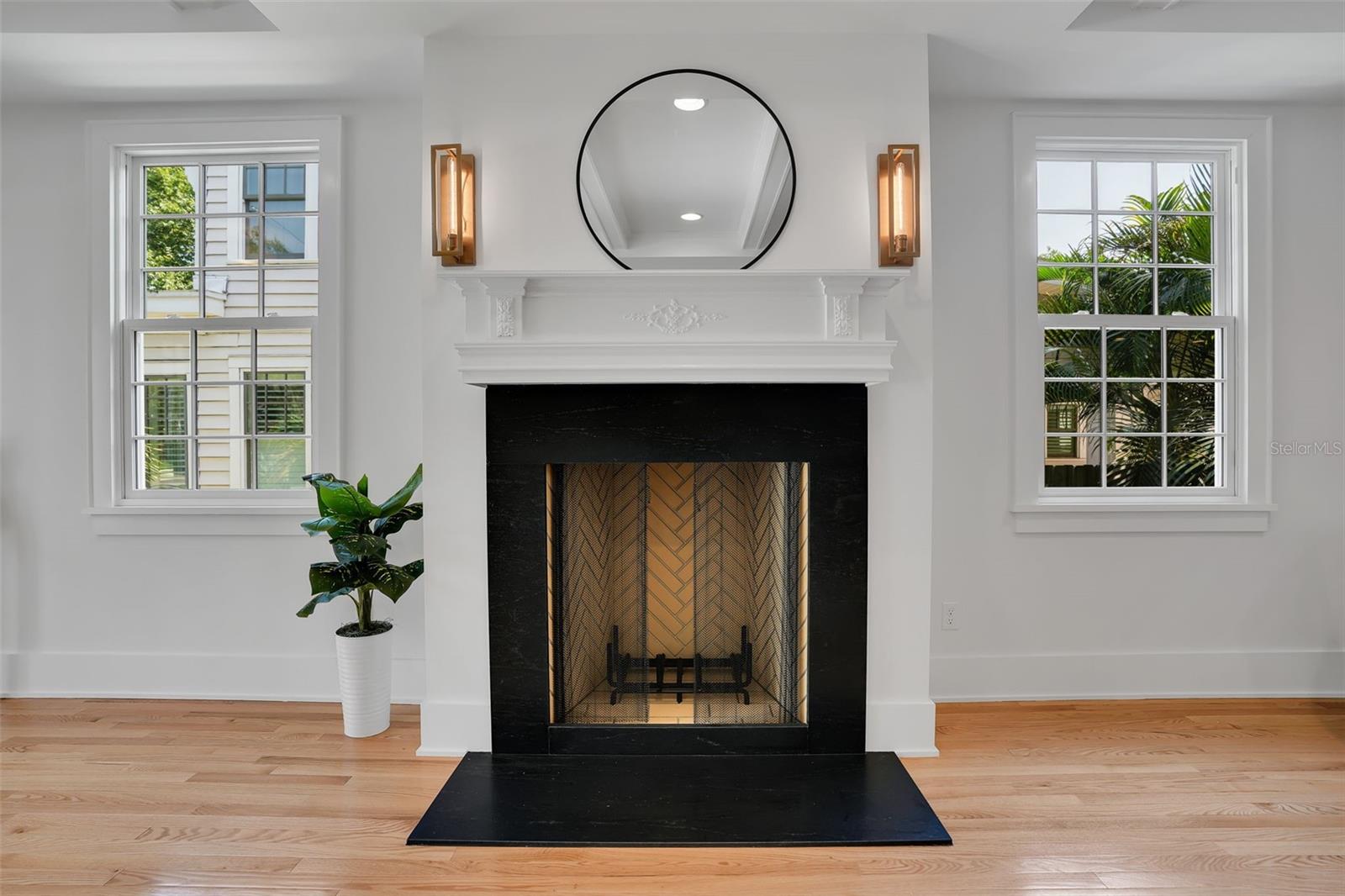 LINGERLONG - Residential