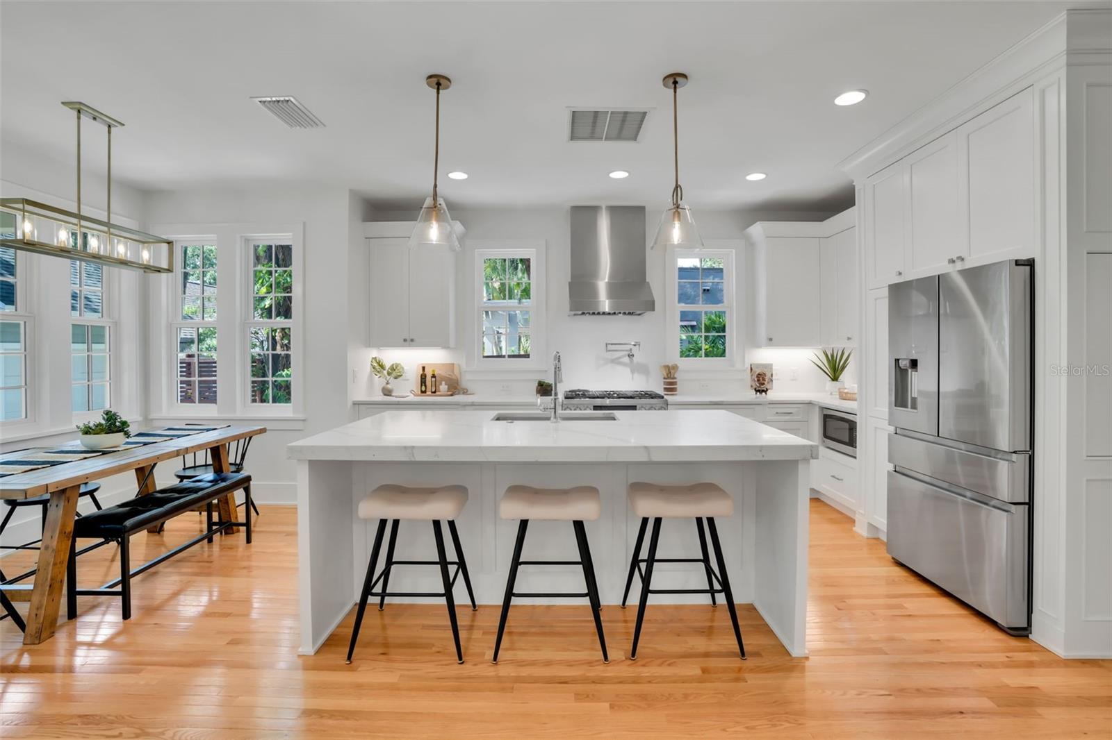 LINGERLONG - Residential