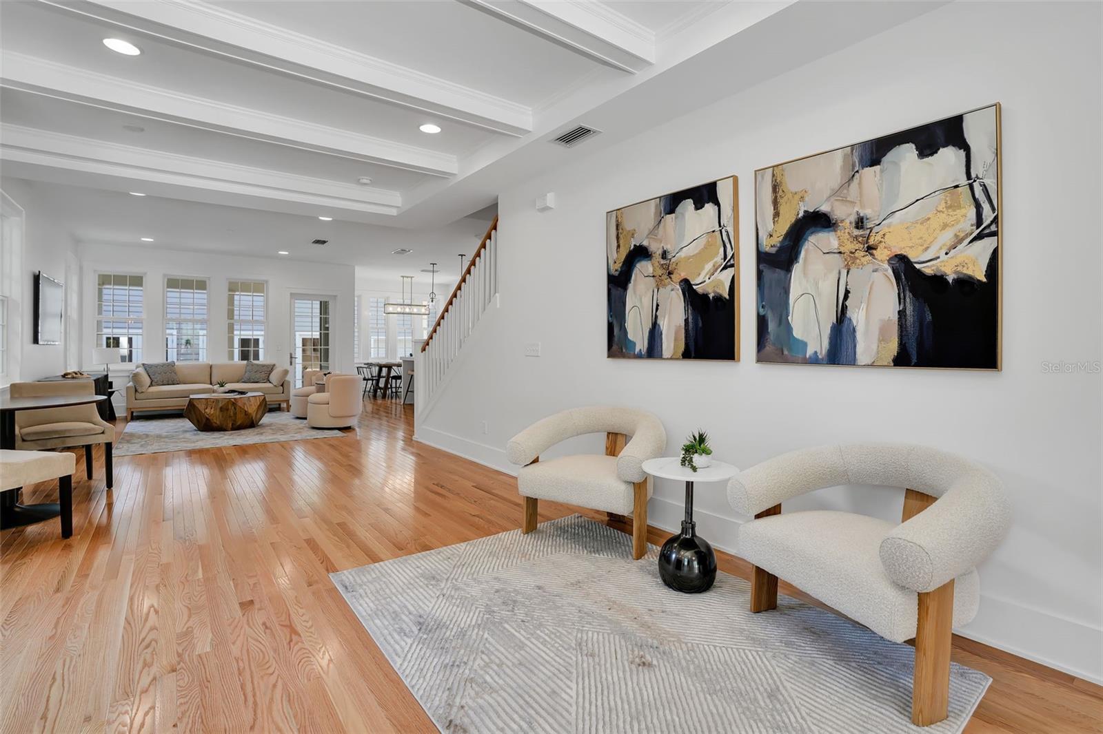 LINGERLONG - Residential