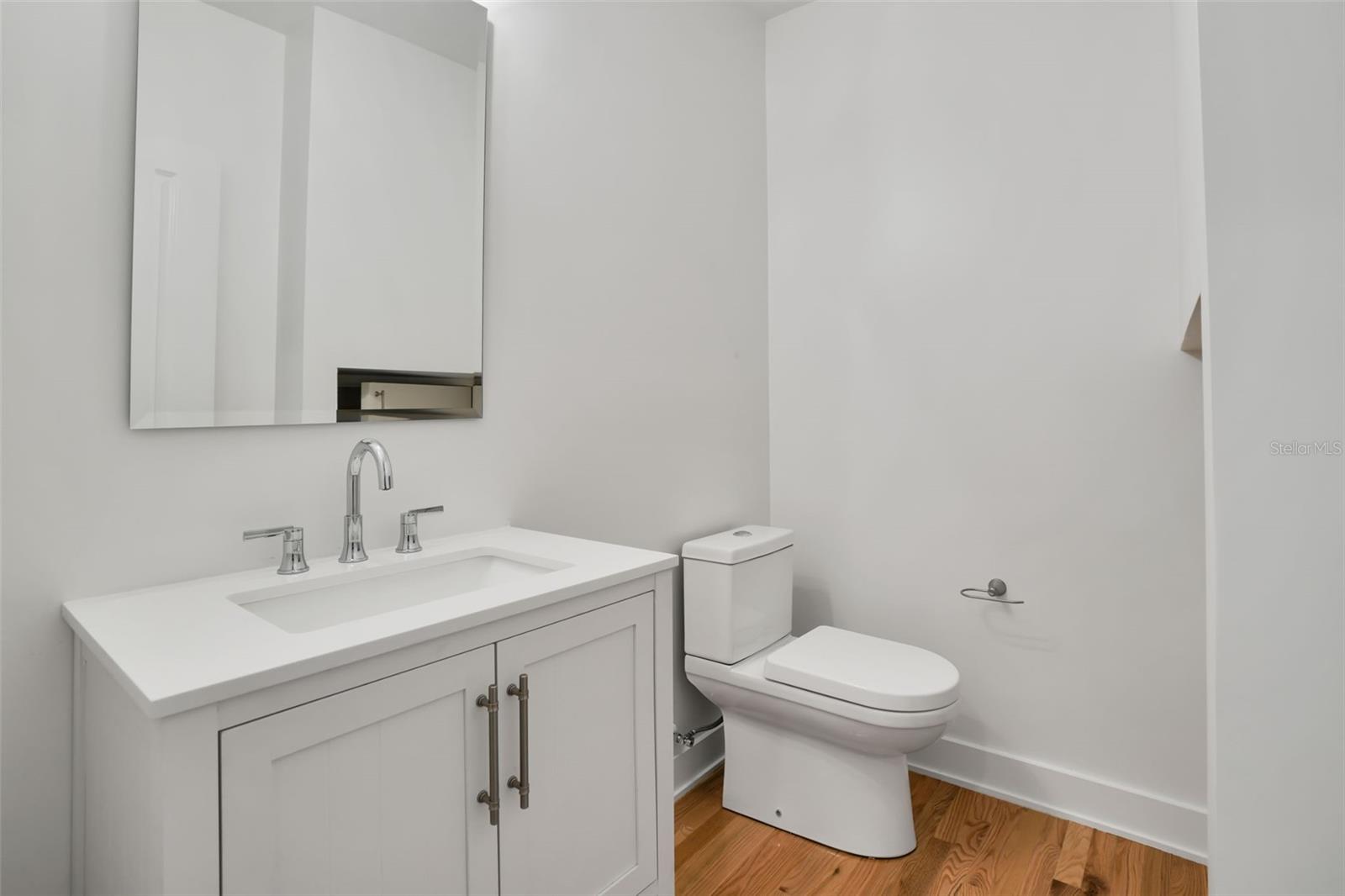 LINGERLONG - Residential