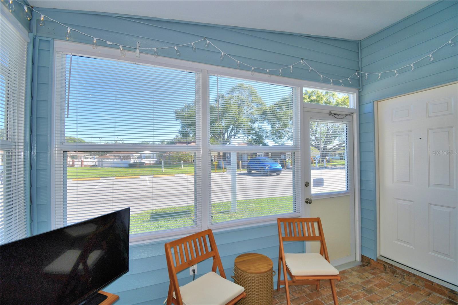 COLONNADES PH 01 - Residential