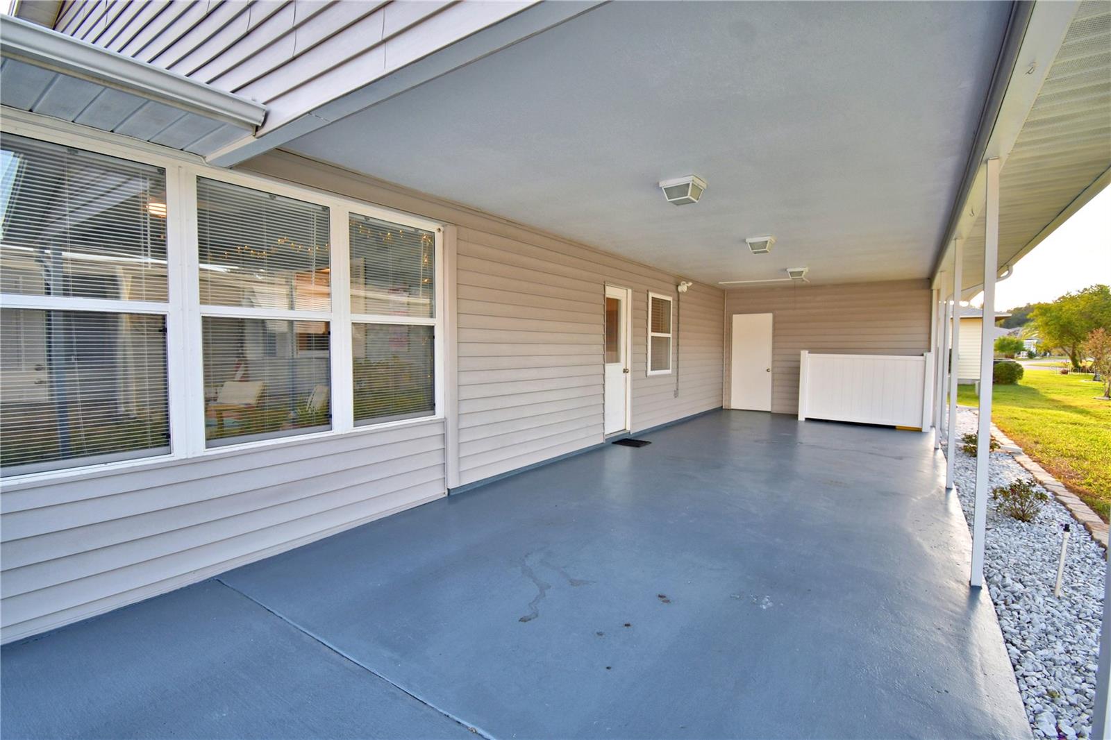 COLONNADES PH 01 - Residential