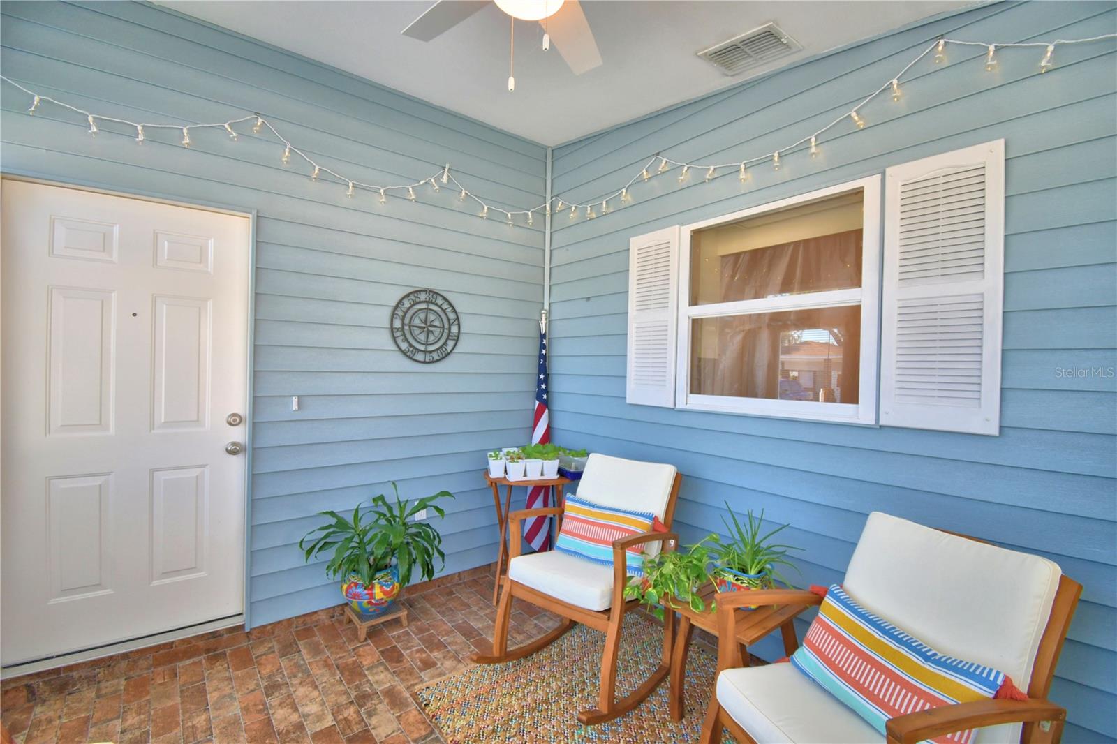 COLONNADES PH 01 - Residential