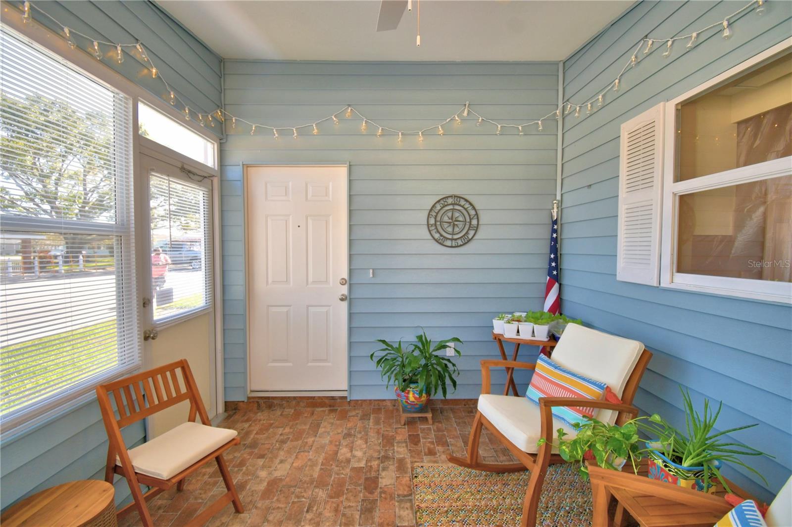 COLONNADES PH 01 - Residential