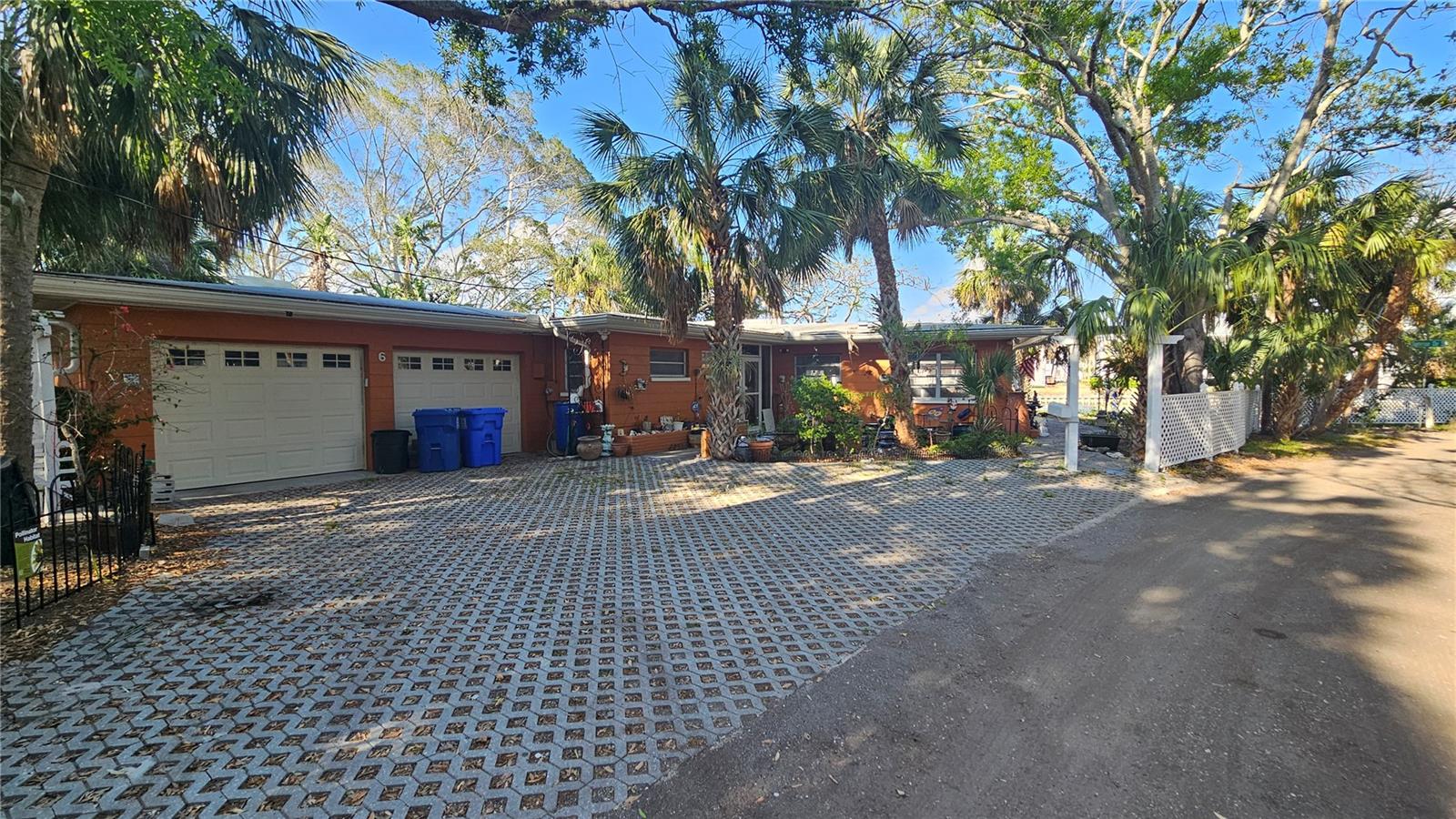 6 SEA LANE S