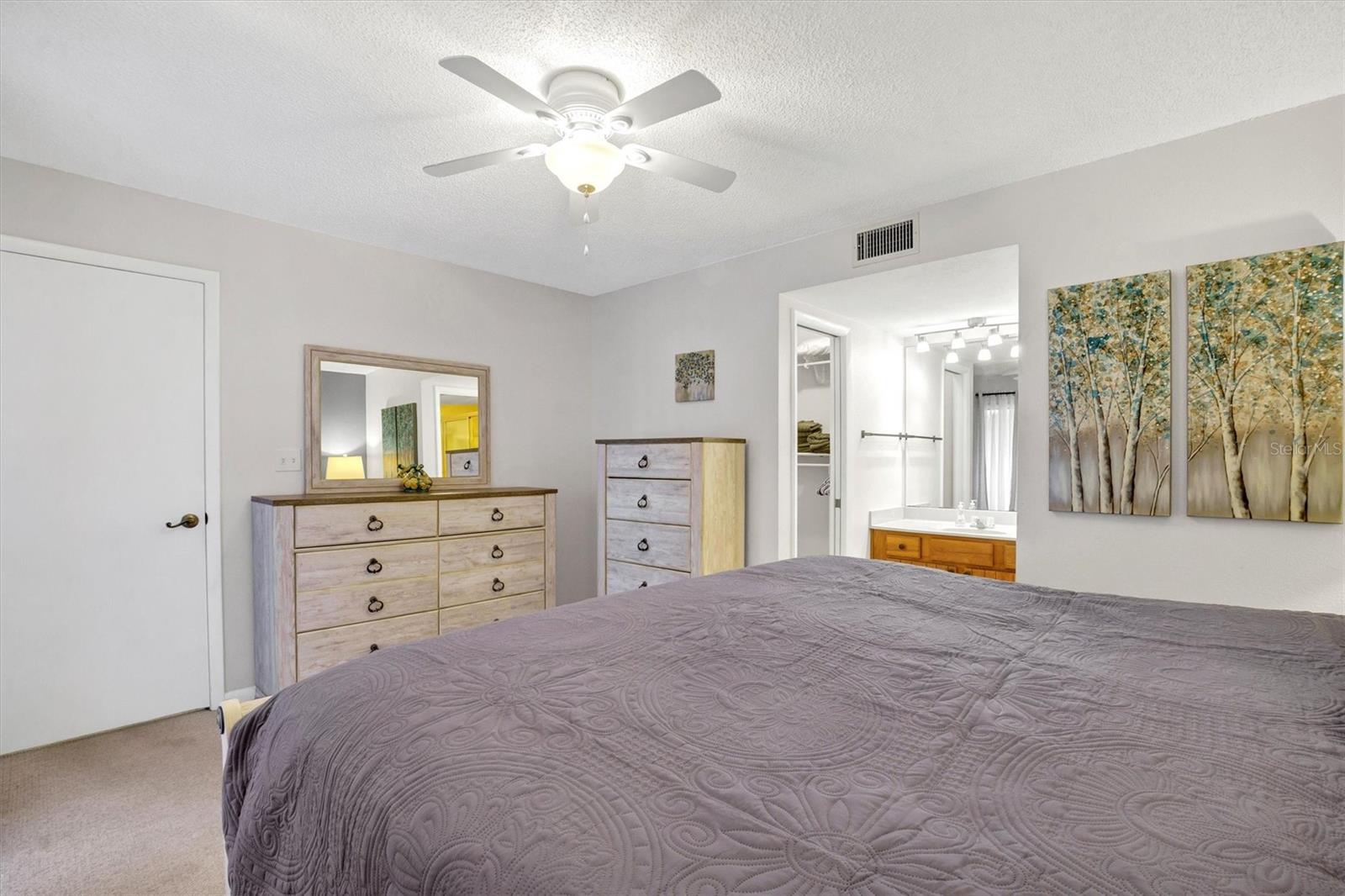 COUNTRY CLUB VILLAGE CONDO - Residential