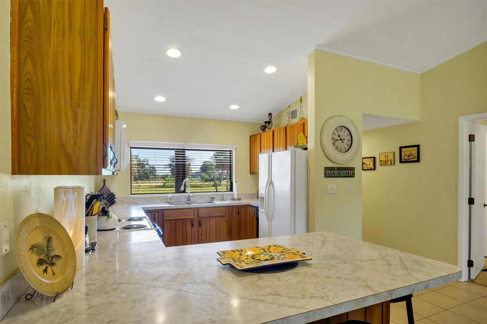 COUNTRY CLUB VILLAGE CONDO - Residential