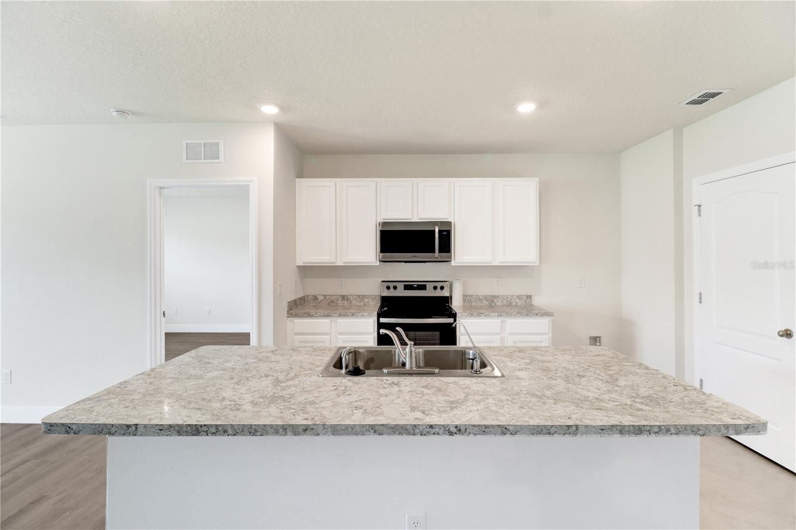 MEADOW WALK PH 1 - Residential Lease