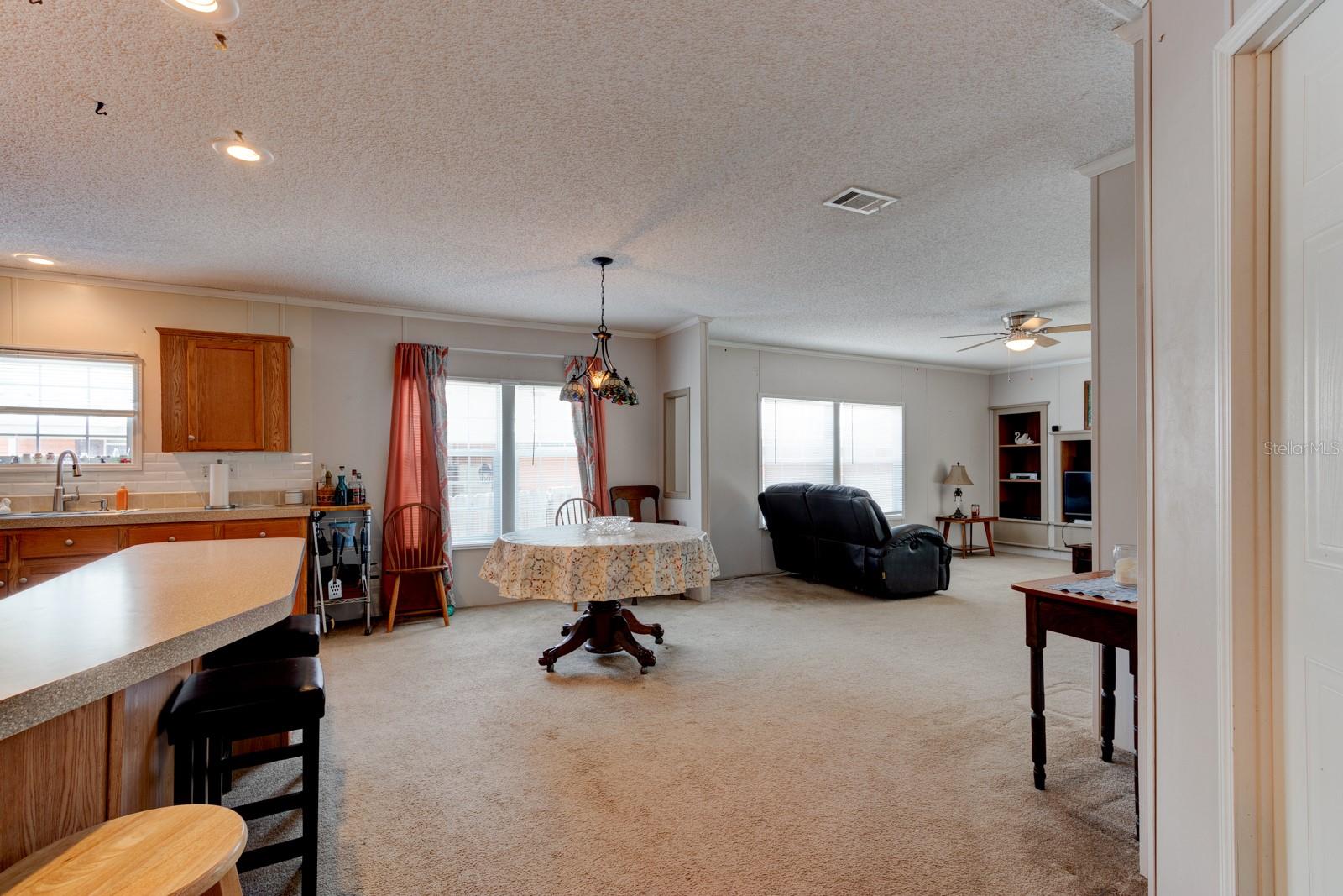 1352 CEDAR BLUFF