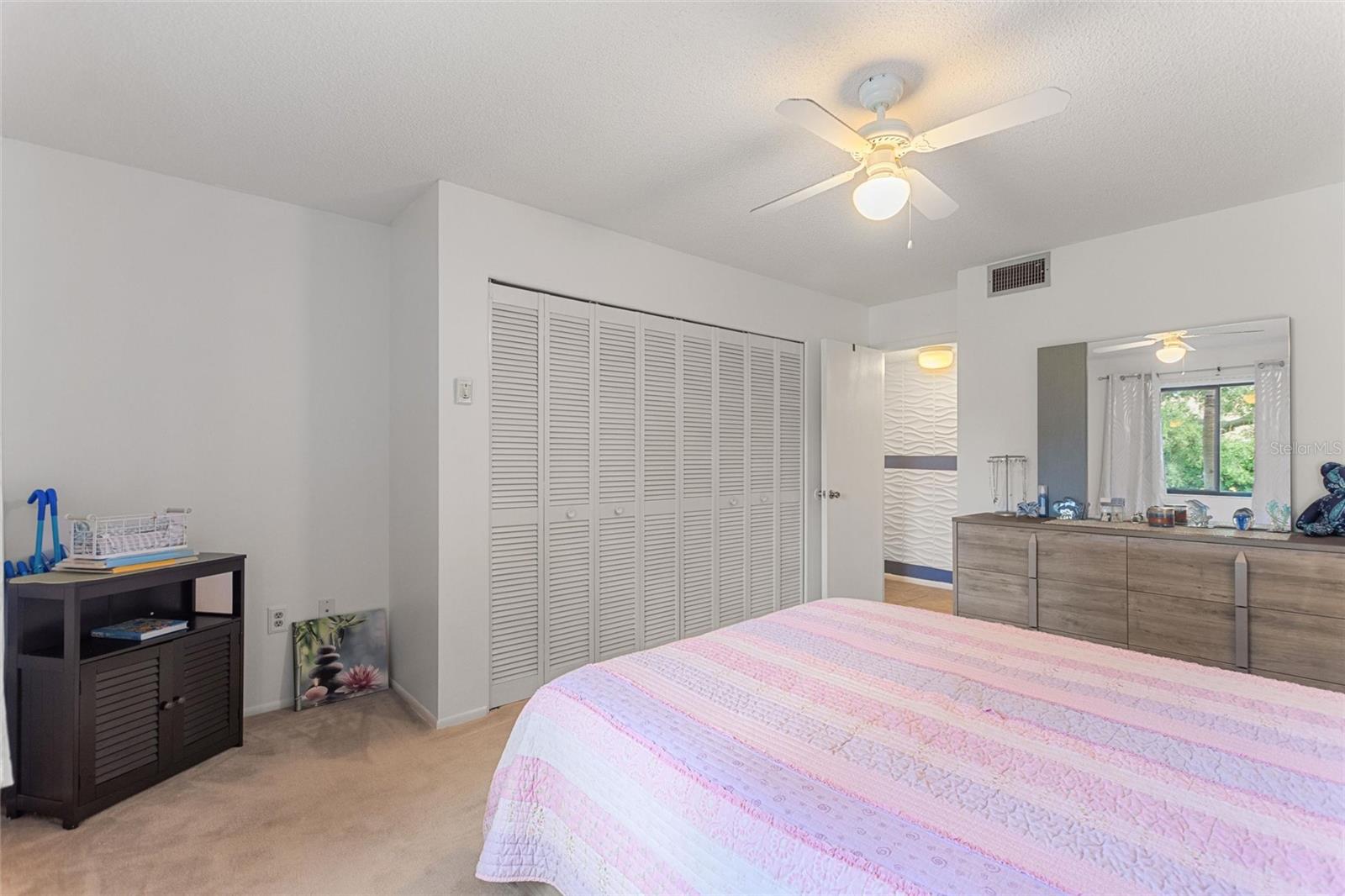 COUNTRY VILLAGE SEC 3 - Residential