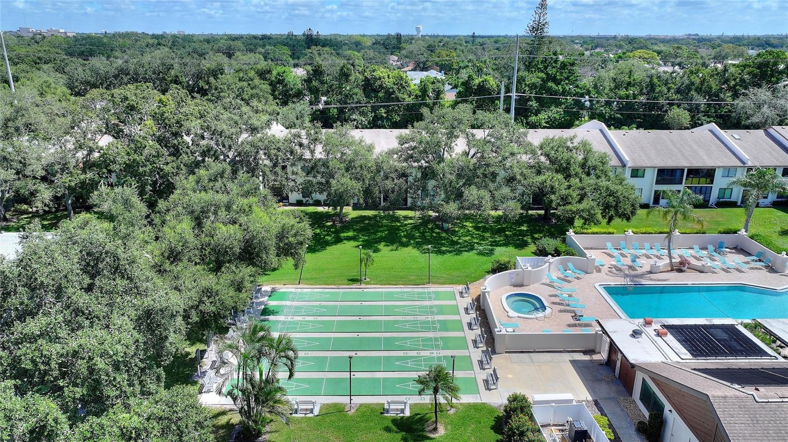 COUNTRY VILLAGE SEC 3 - Residential