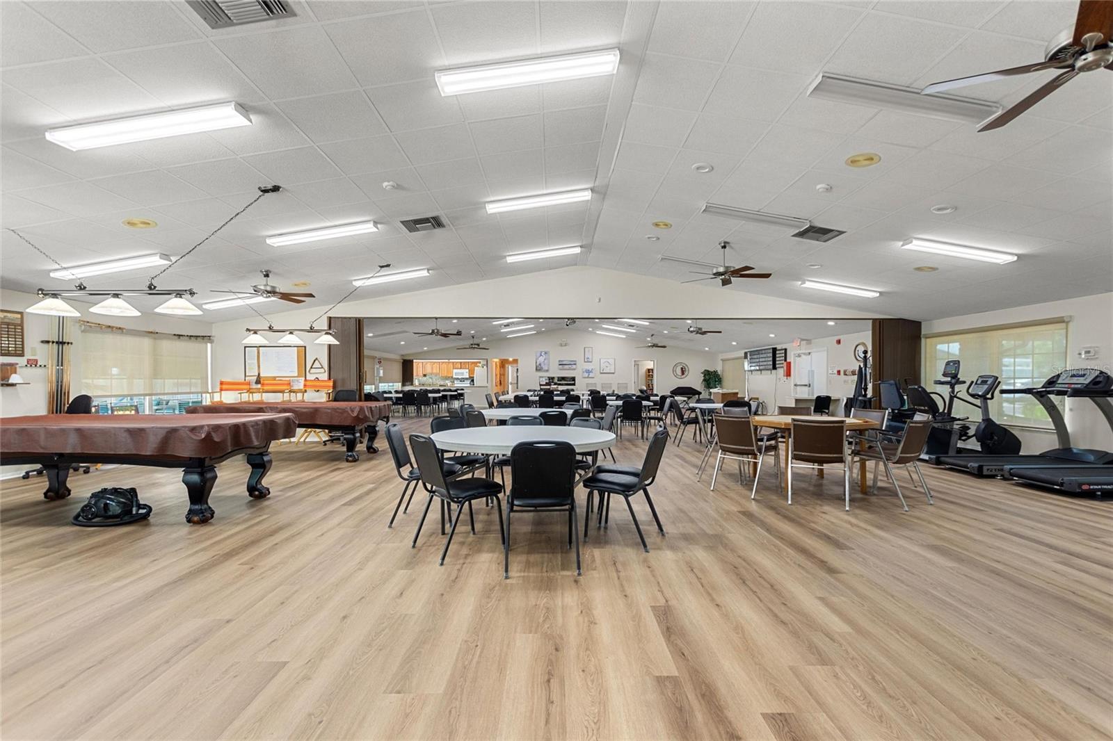 COUNTRY VILLAGE SEC 3 - Residential