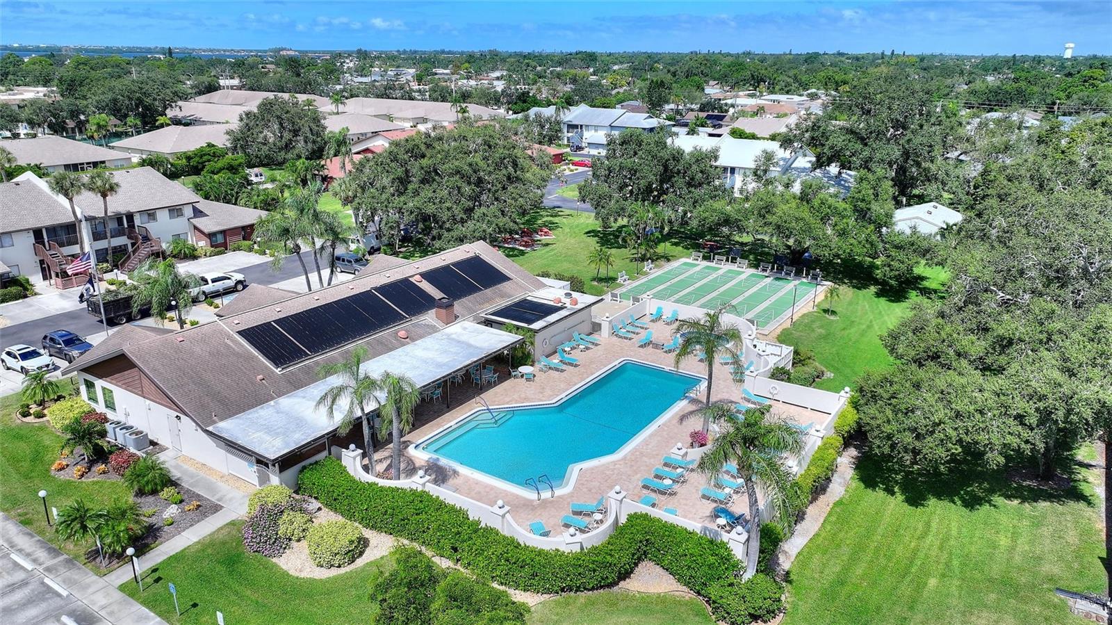 COUNTRY VILLAGE SEC 3 - Residential