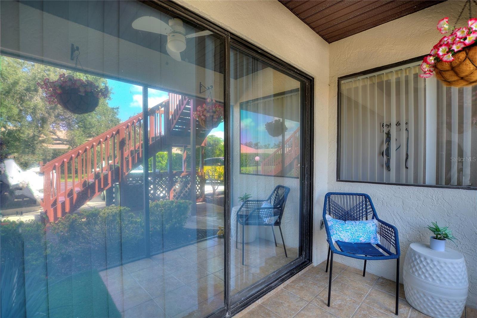 COUNTRY VILLAGE SEC 3 - Residential