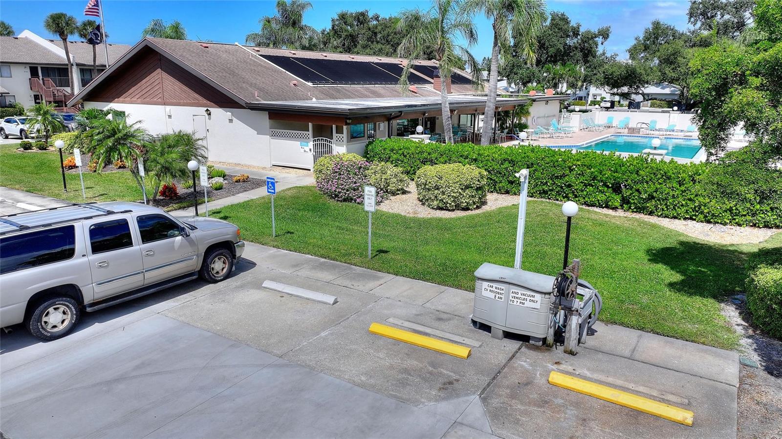 COUNTRY VILLAGE SEC 3 - Residential