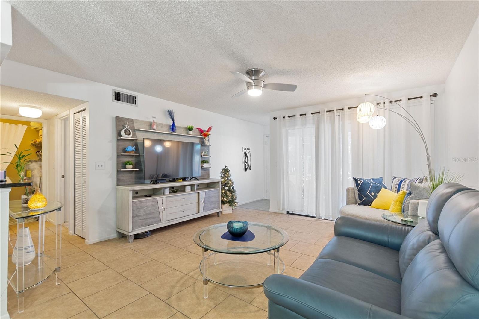 COUNTRY VILLAGE SEC 3 - Residential