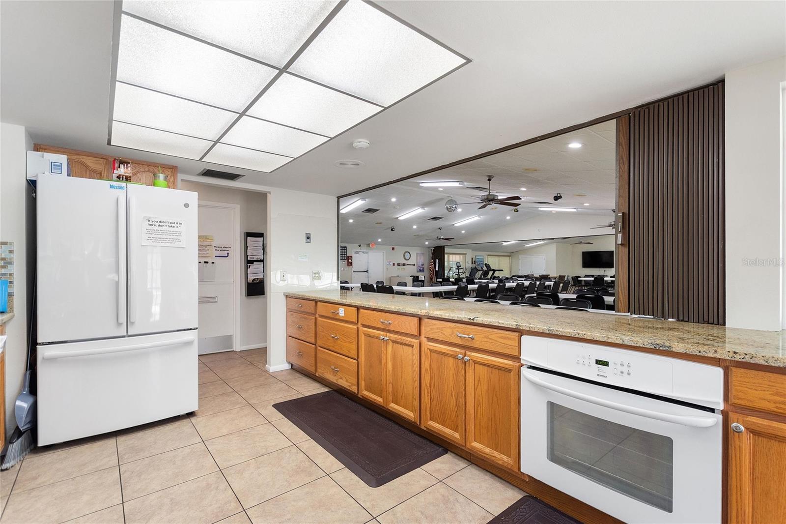 COUNTRY VILLAGE SEC 3 - Residential