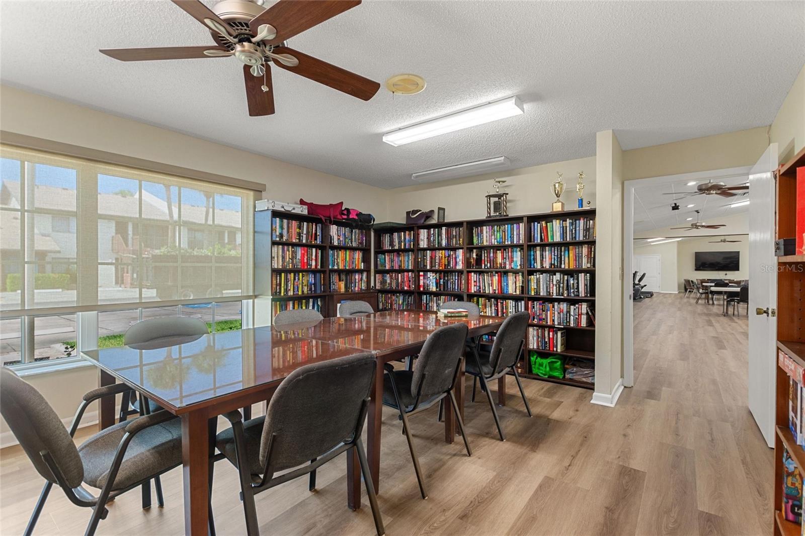 COUNTRY VILLAGE SEC 3 - Residential