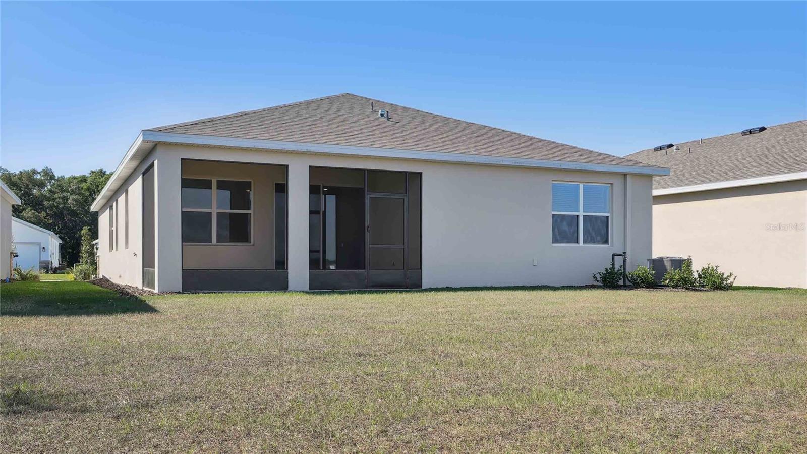 TWISTED OAKS - Residential