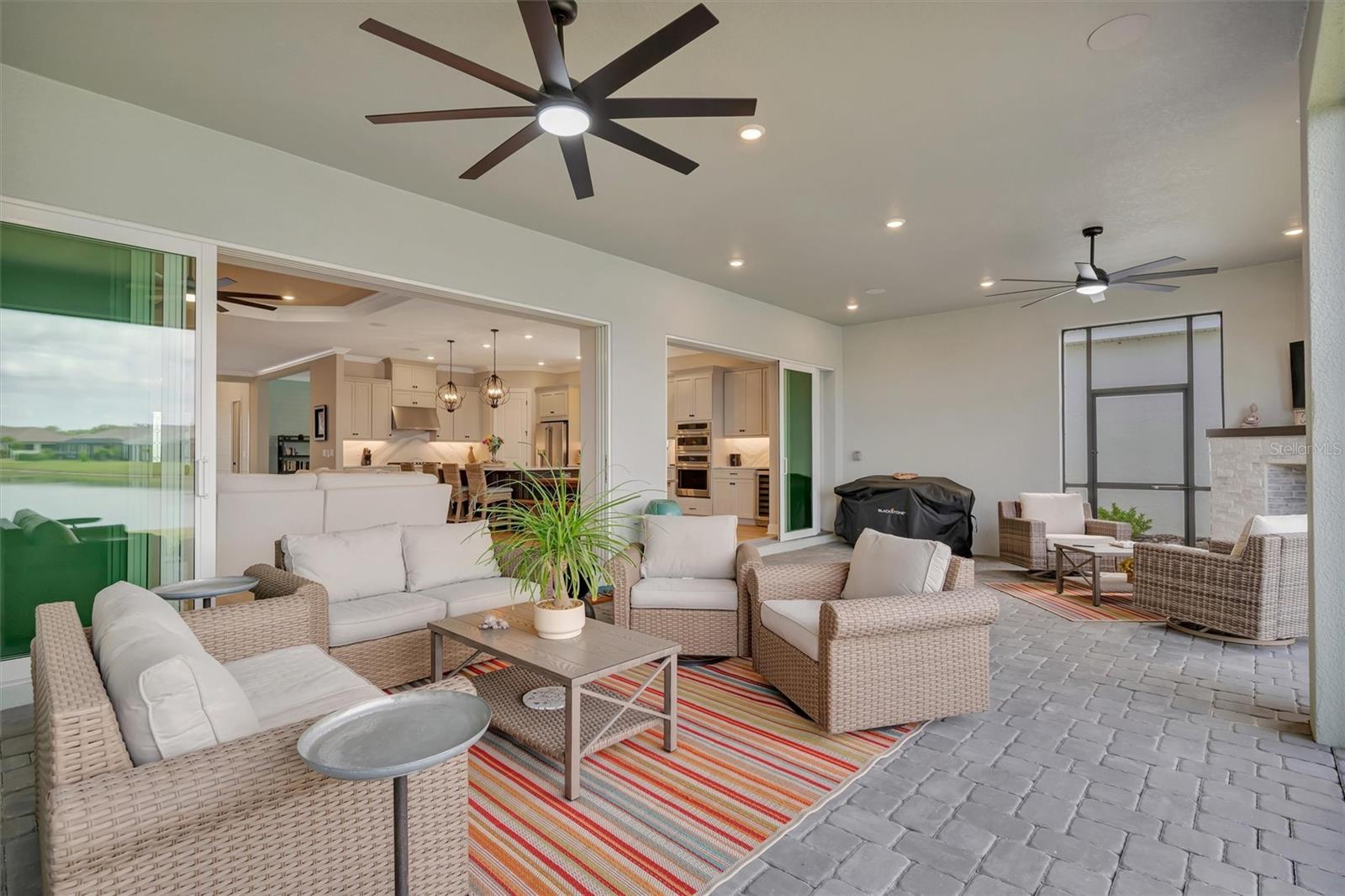 ESPLANADE NORTH AT ARTISAN LAKES SUBPH I - Residential