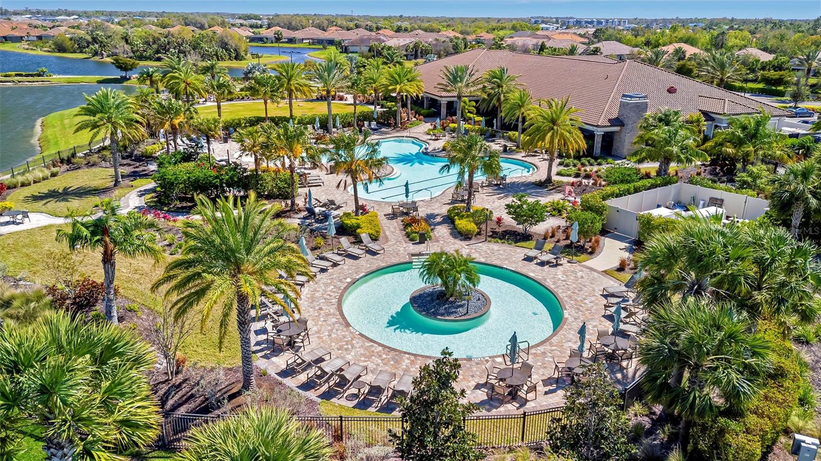 ESPLANADE NORTH AT ARTISAN LAKES SUBPH I - Residential