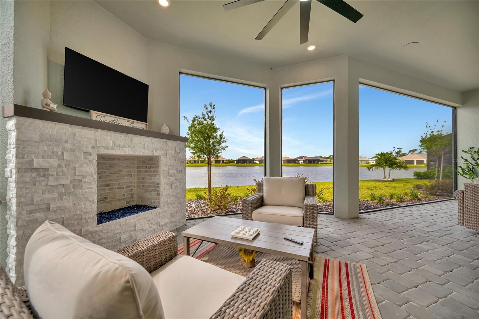 ESPLANADE NORTH AT ARTISAN LAKES SUBPH I - Residential