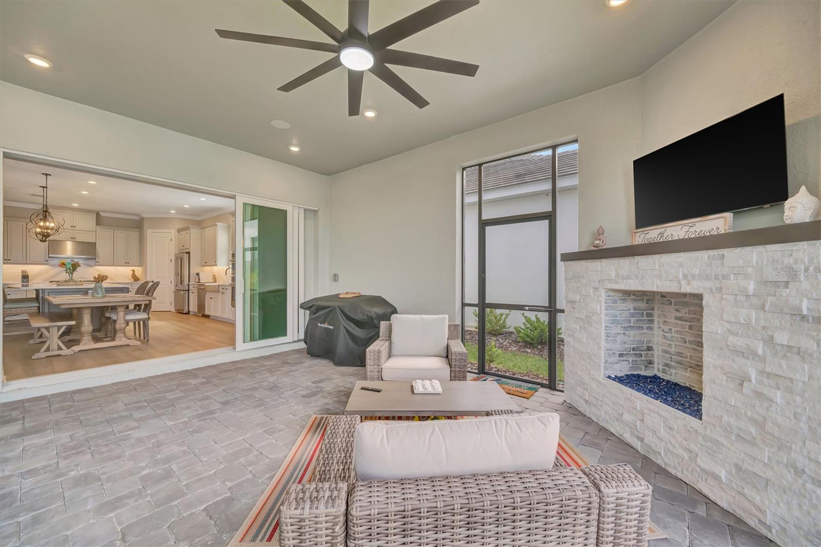 ESPLANADE NORTH AT ARTISAN LAKES SUBPH I - Residential