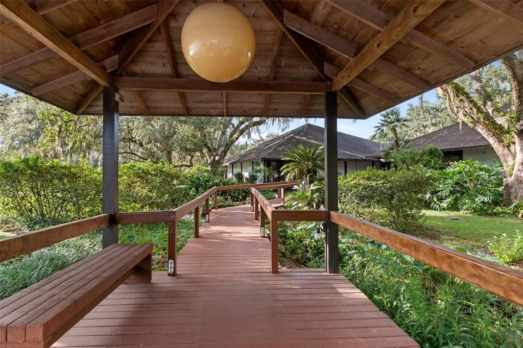 Photo of 1255 N Vantage Point Drive, Crystal River, FL 34429 (MLS # OM733013)