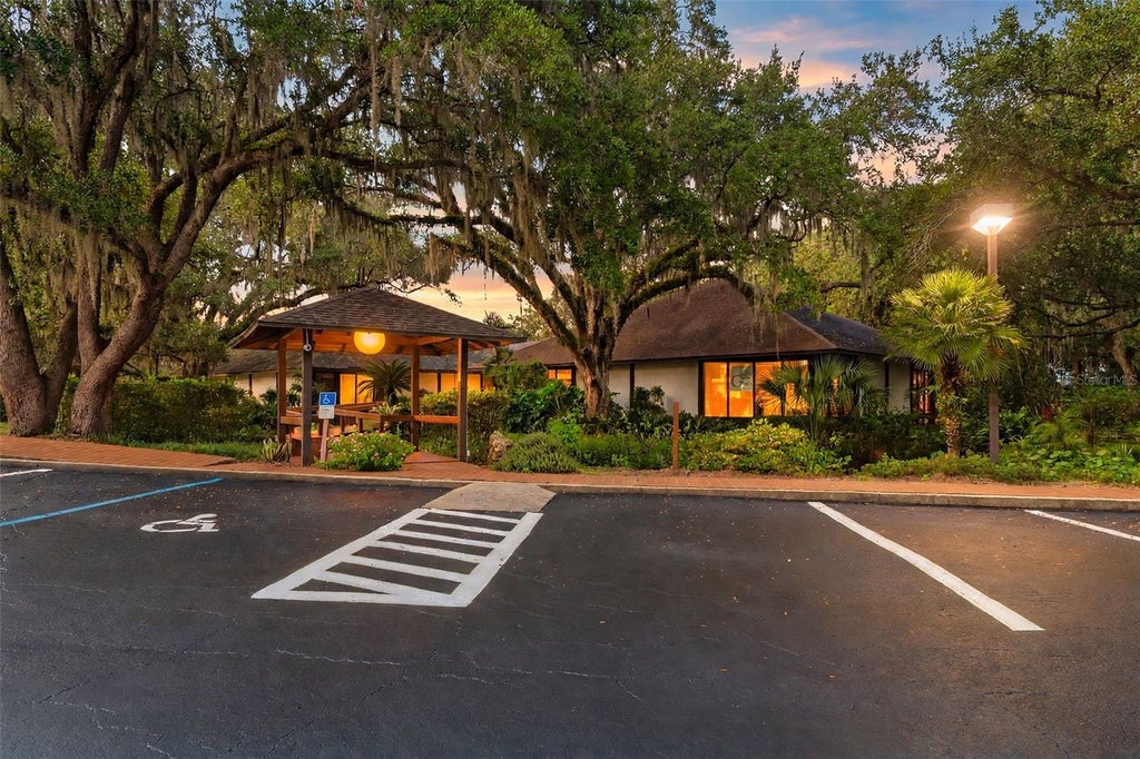 Photo of 1255 N Vantage Point Drive, Crystal River, FL 34429 (MLS # OM733013)