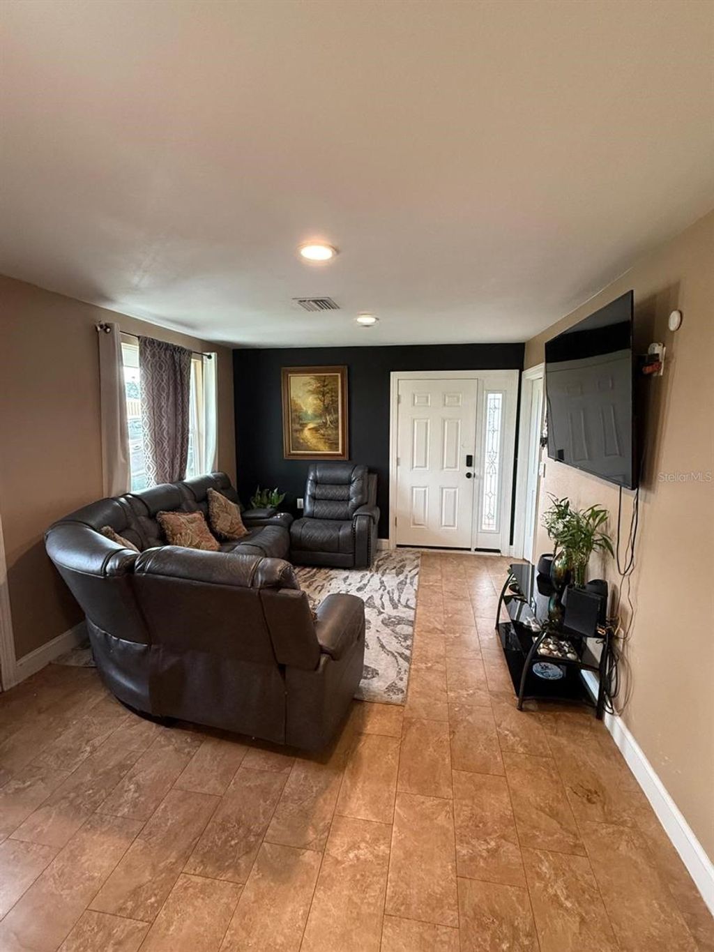 Photo of 2804 11th Street Court E, Bradenton, FL 34208 (MLS # A4667993)