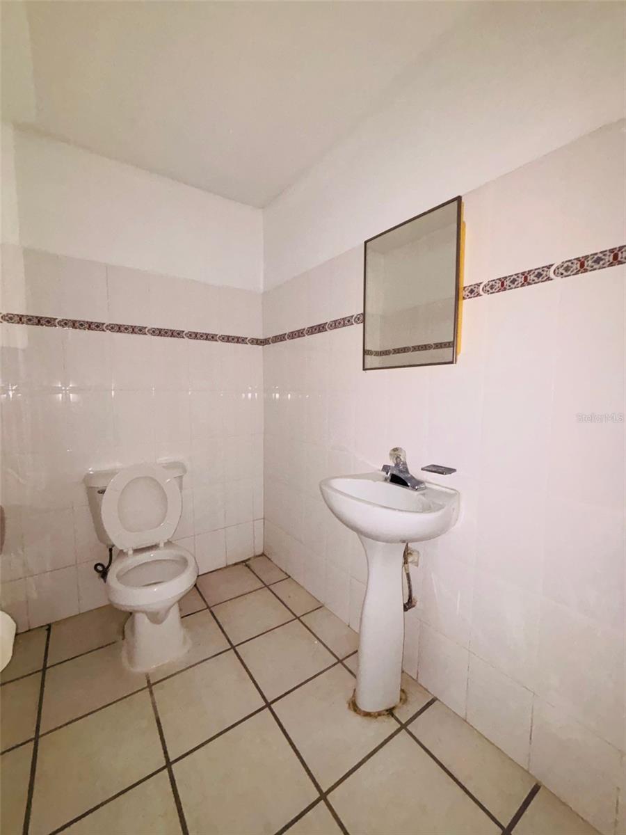 FAJARDO TOWN SQUARE - Commercial Sale