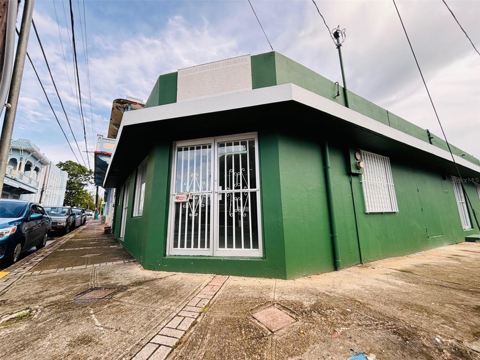 FAJARDO TOWN SQUARE - Commercial Sale