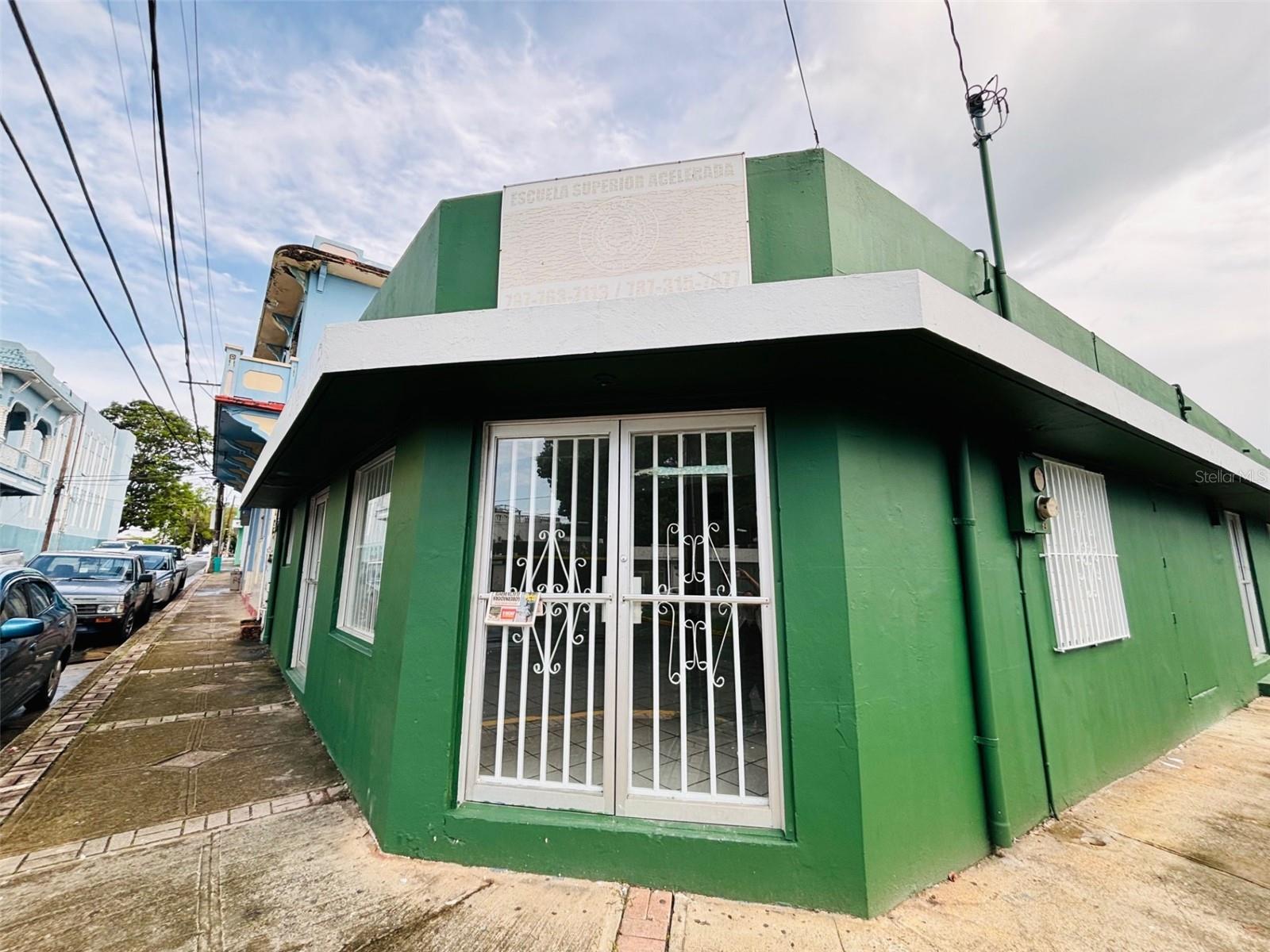 FAJARDO TOWN SQUARE - Commercial Sale