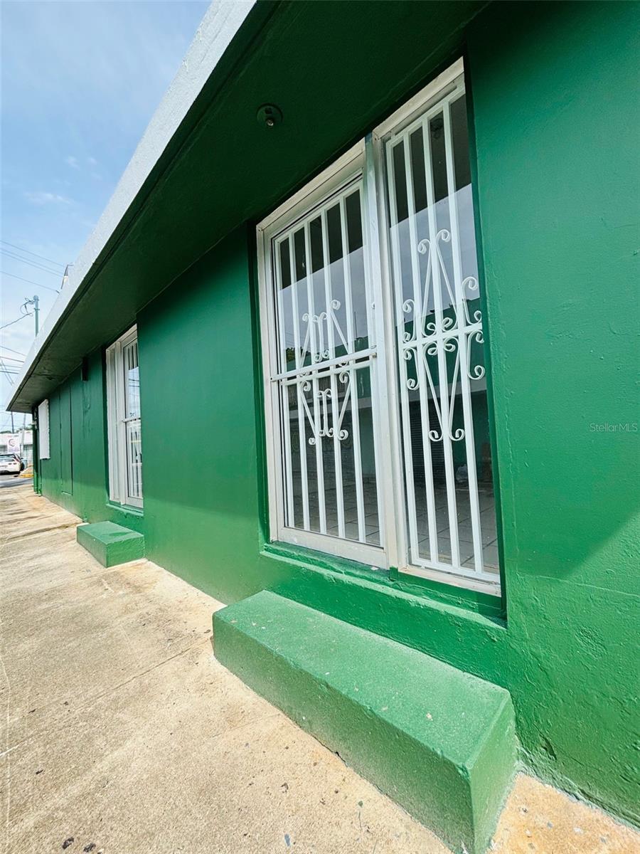 FAJARDO TOWN SQUARE - Commercial Sale