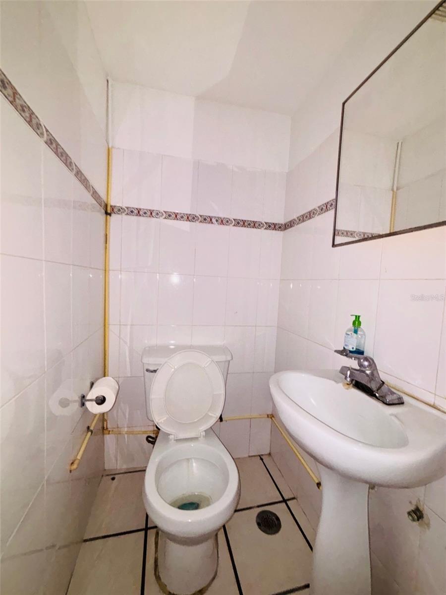 FAJARDO TOWN SQUARE - Commercial Sale