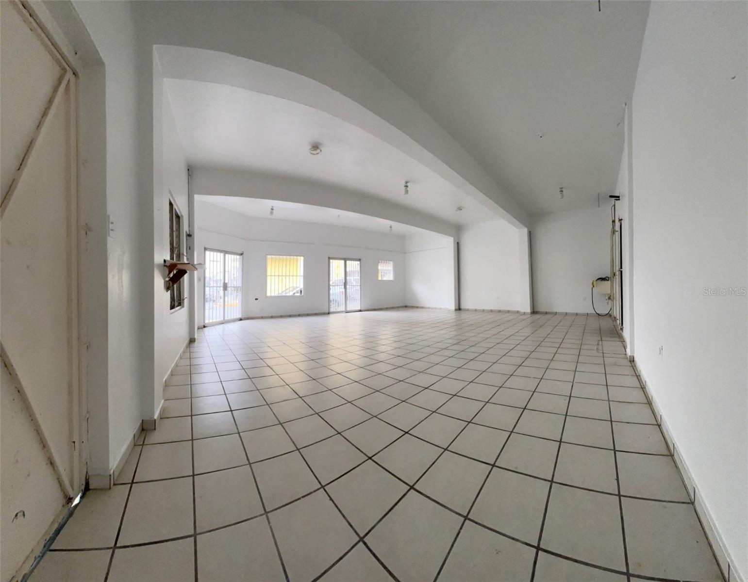 FAJARDO TOWN SQUARE - Commercial Sale