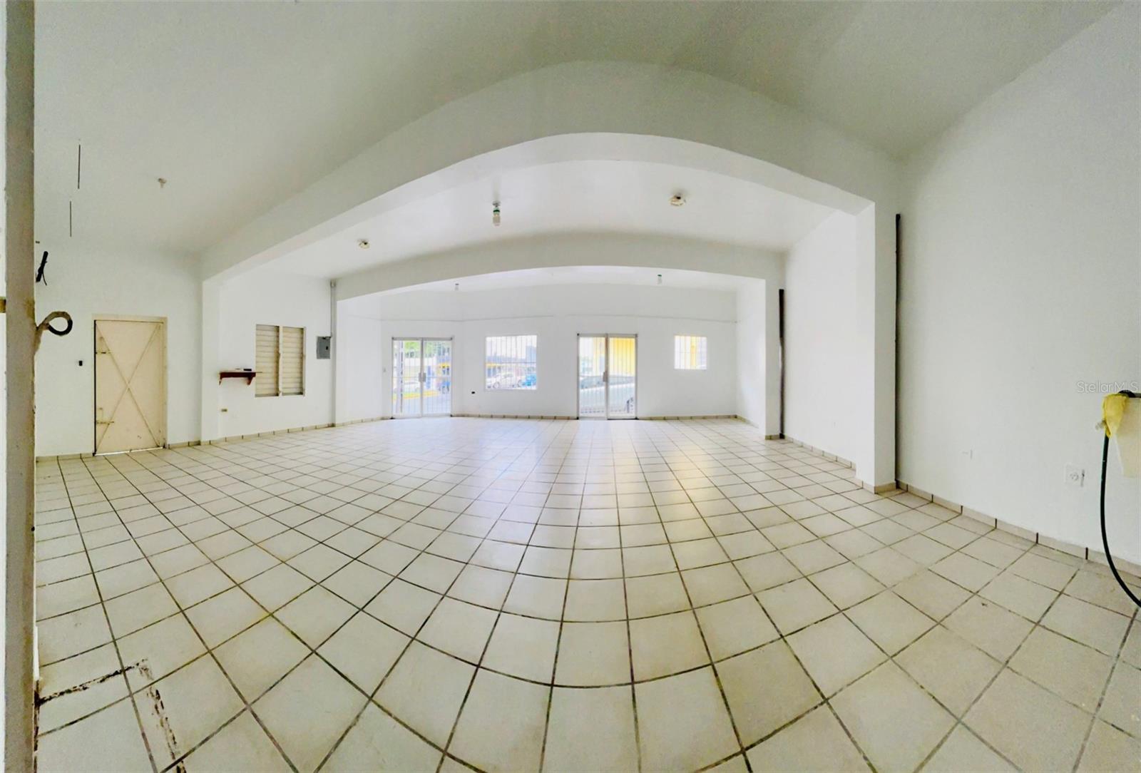 FAJARDO TOWN SQUARE - Commercial Sale