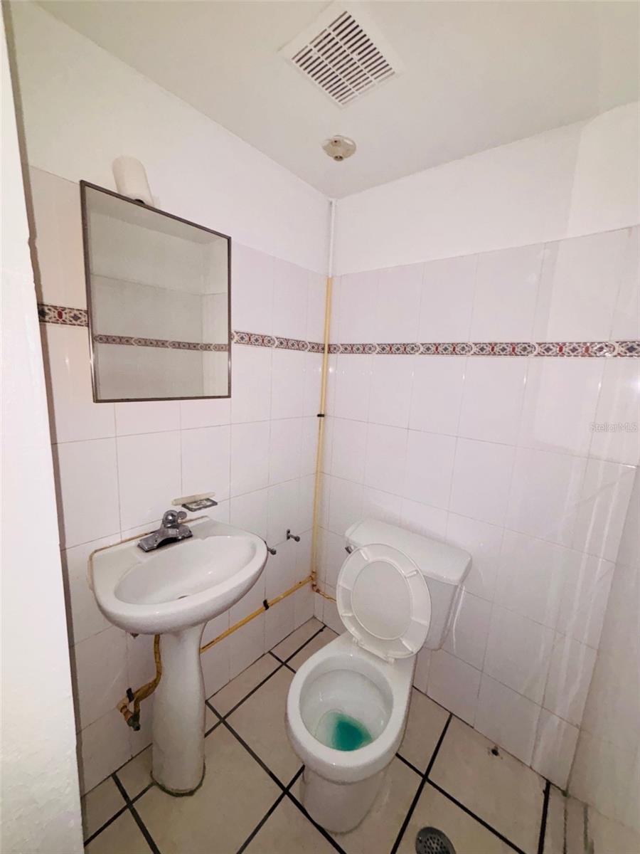 FAJARDO TOWN SQUARE - Commercial Sale