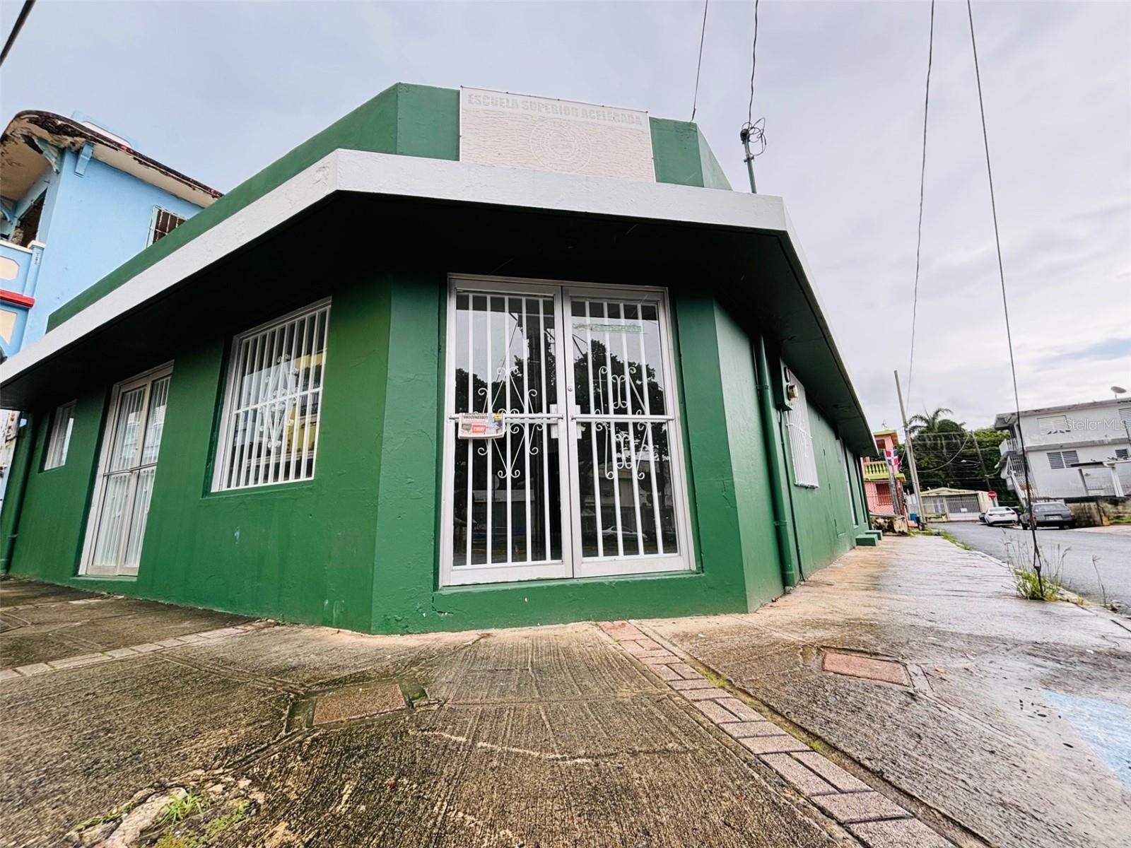 FAJARDO TOWN SQUARE - Commercial Sale