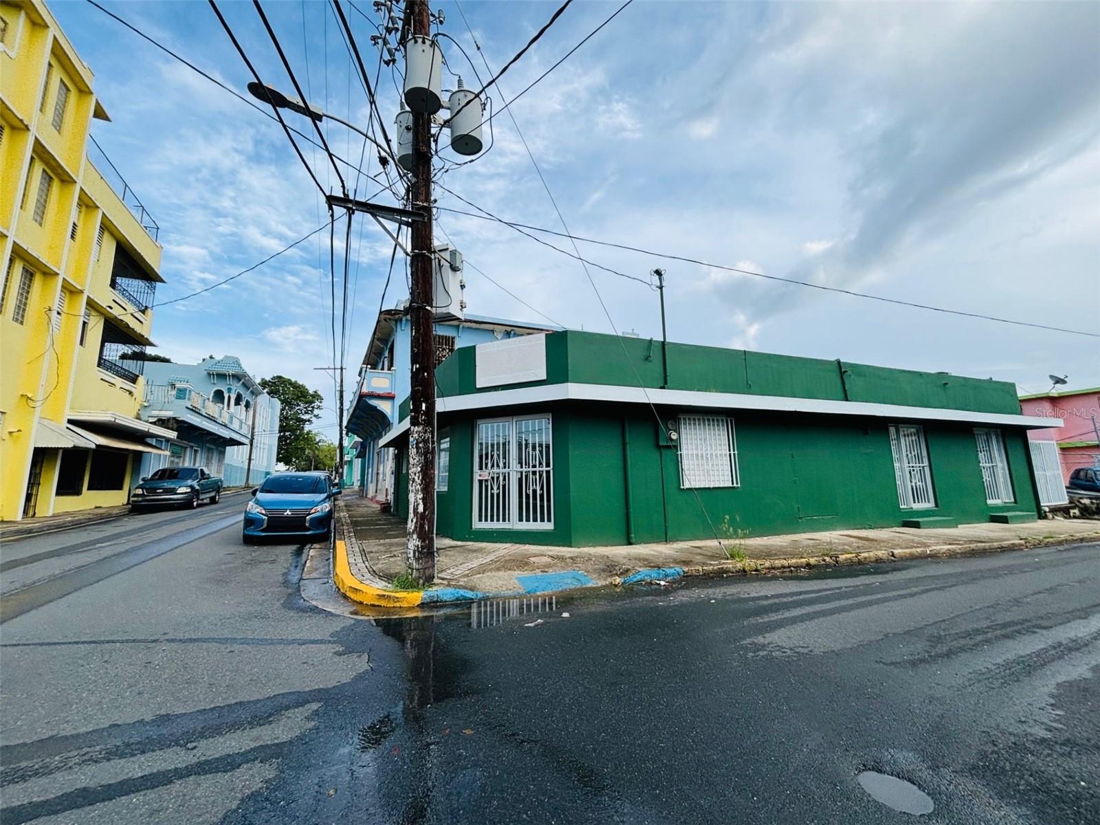 FAJARDO TOWN SQUARE - Commercial Sale