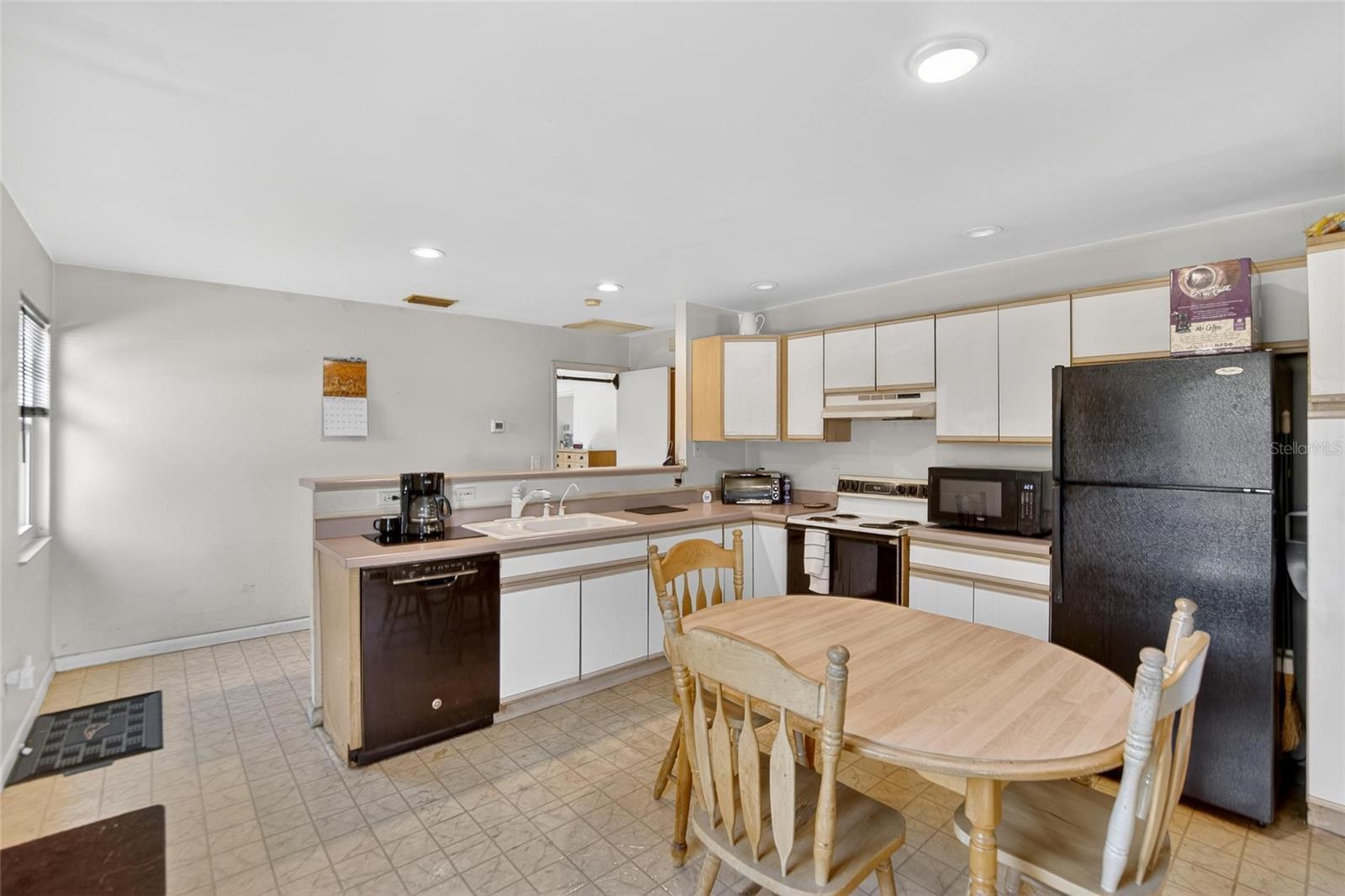 BEVERLY HILLS - Residential