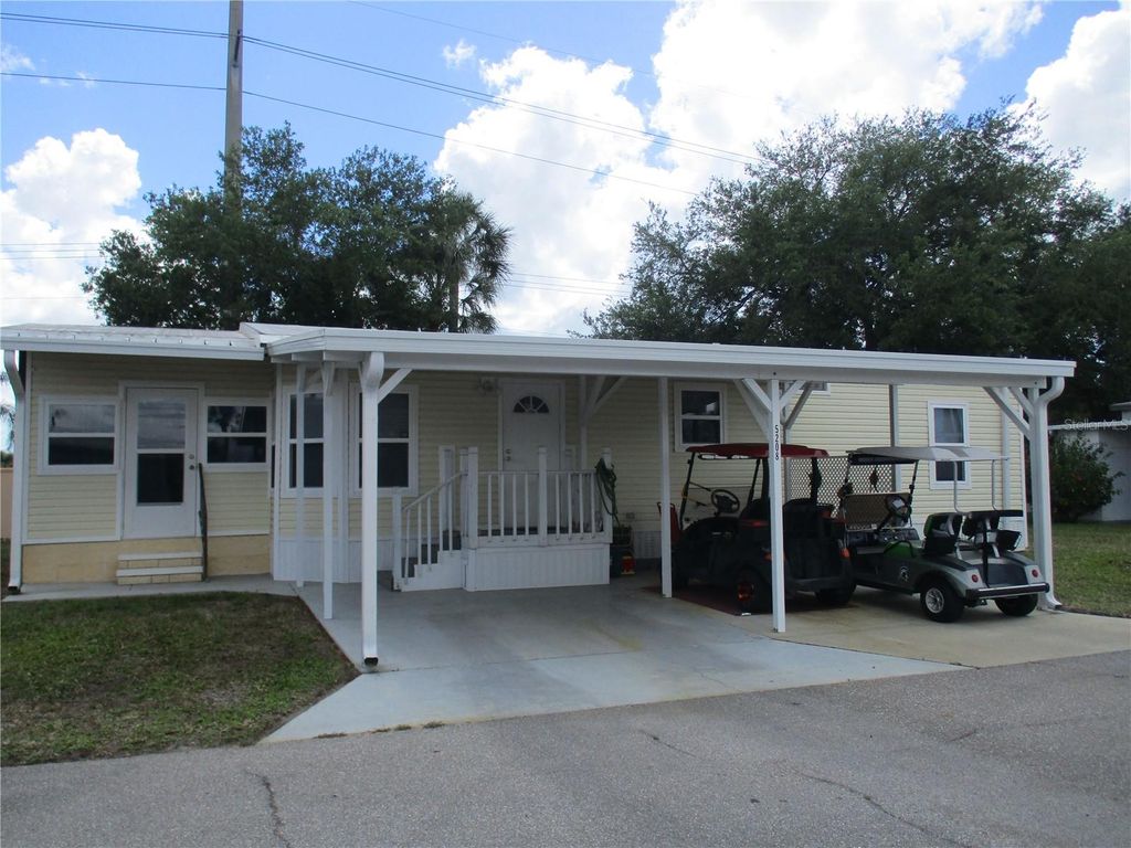 Photo of 5208 5th B Street E, Bradenton, FL 34203 (MLS # A4688718)