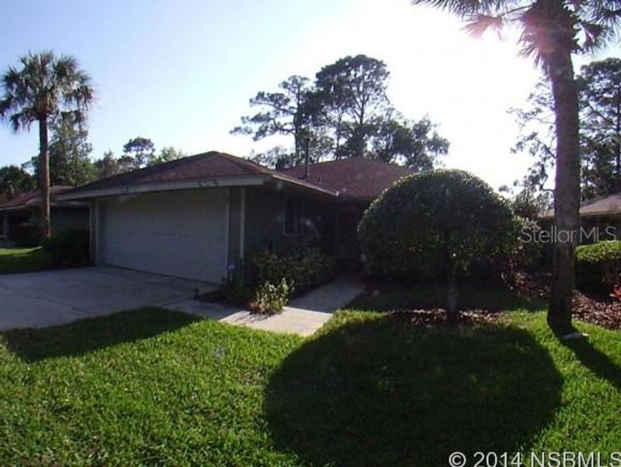 Golfer's special - home located on the #8 hole of Sugar Mill CC's Red Course.  This 2 bedroom/2 bathroom home has been expanded with a Florida room that has a good view of the fairway and lake.  The home also has a den/TV room.Enjoy the Brae Burn 3 Community with virtually all the exterior maintenance done for you as part of the HOA dues.Sugar Mill CC is the one of the premiere golfing Communities in Volusia County. ;Water: City